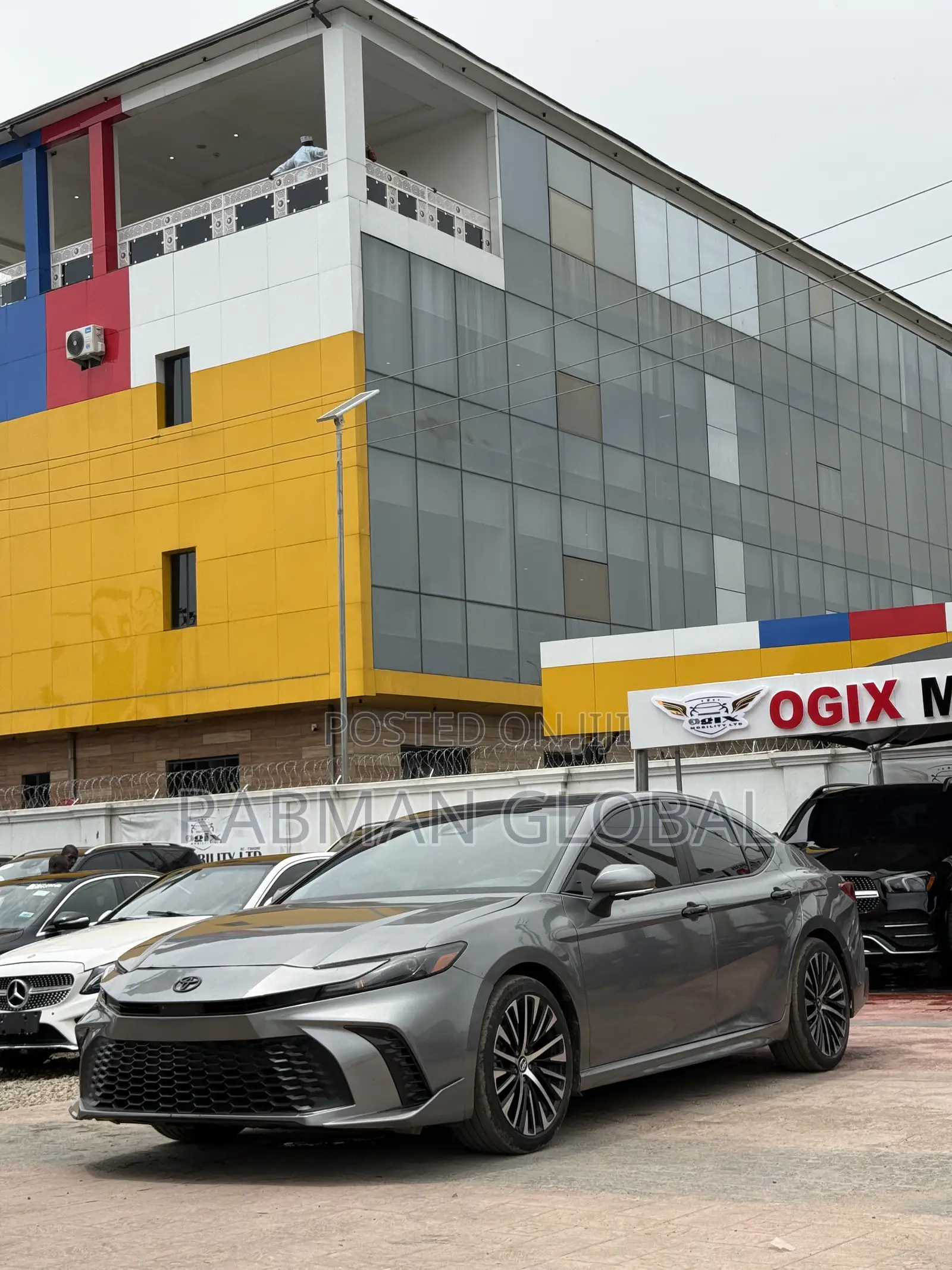 Toyota Camry XSE 2025 Gray