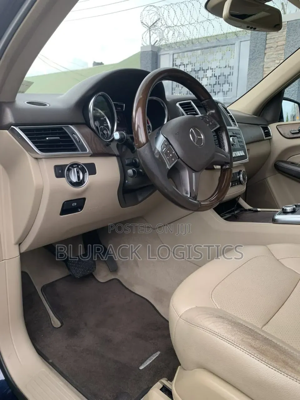 Mercedes-Benz M Class ML350 4dr SUV (3.5L 6cyl 7A) 2015 Blue