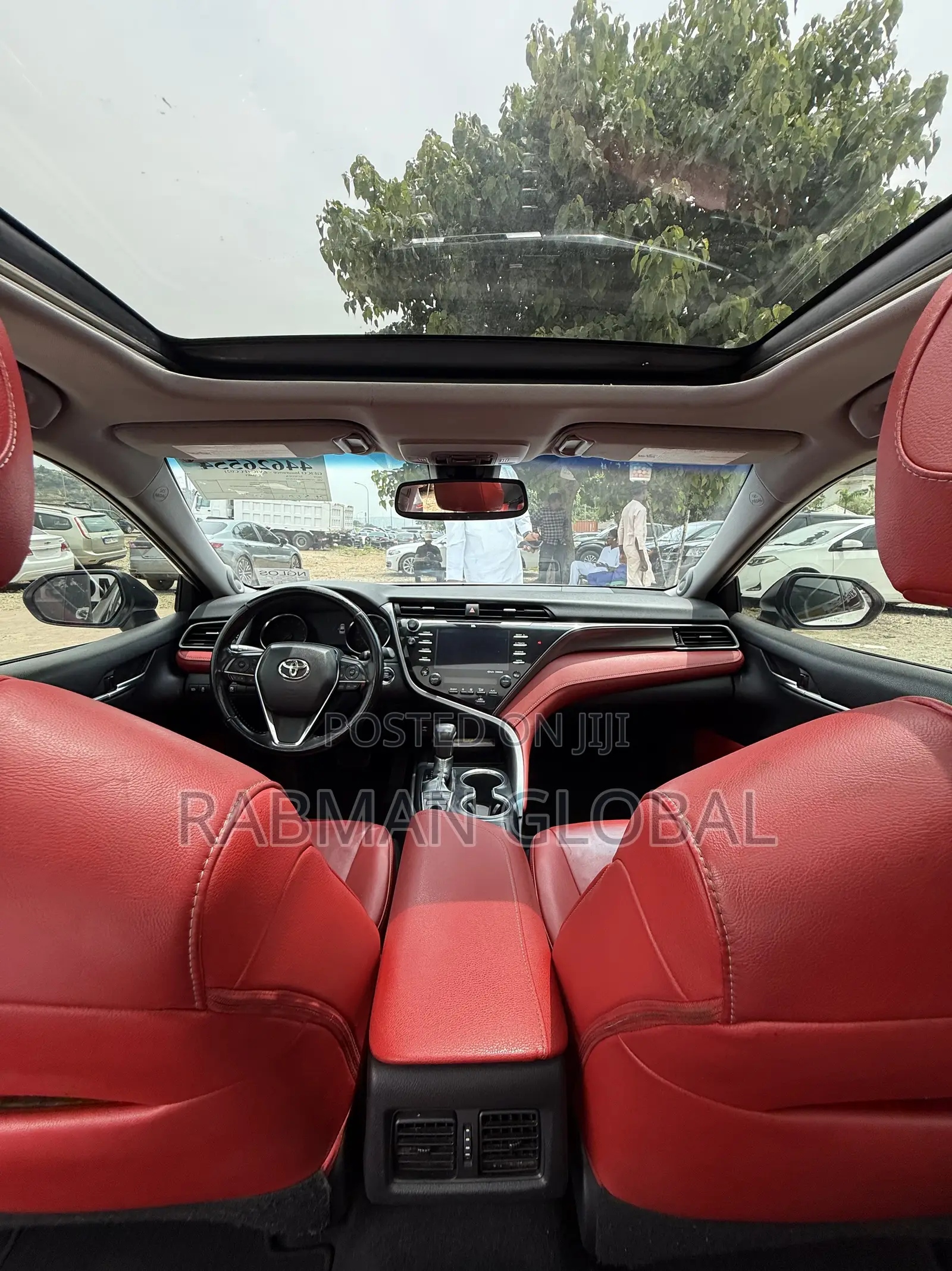 Toyota Camry XSE (2.5L 4cyl 8A) 2019 White