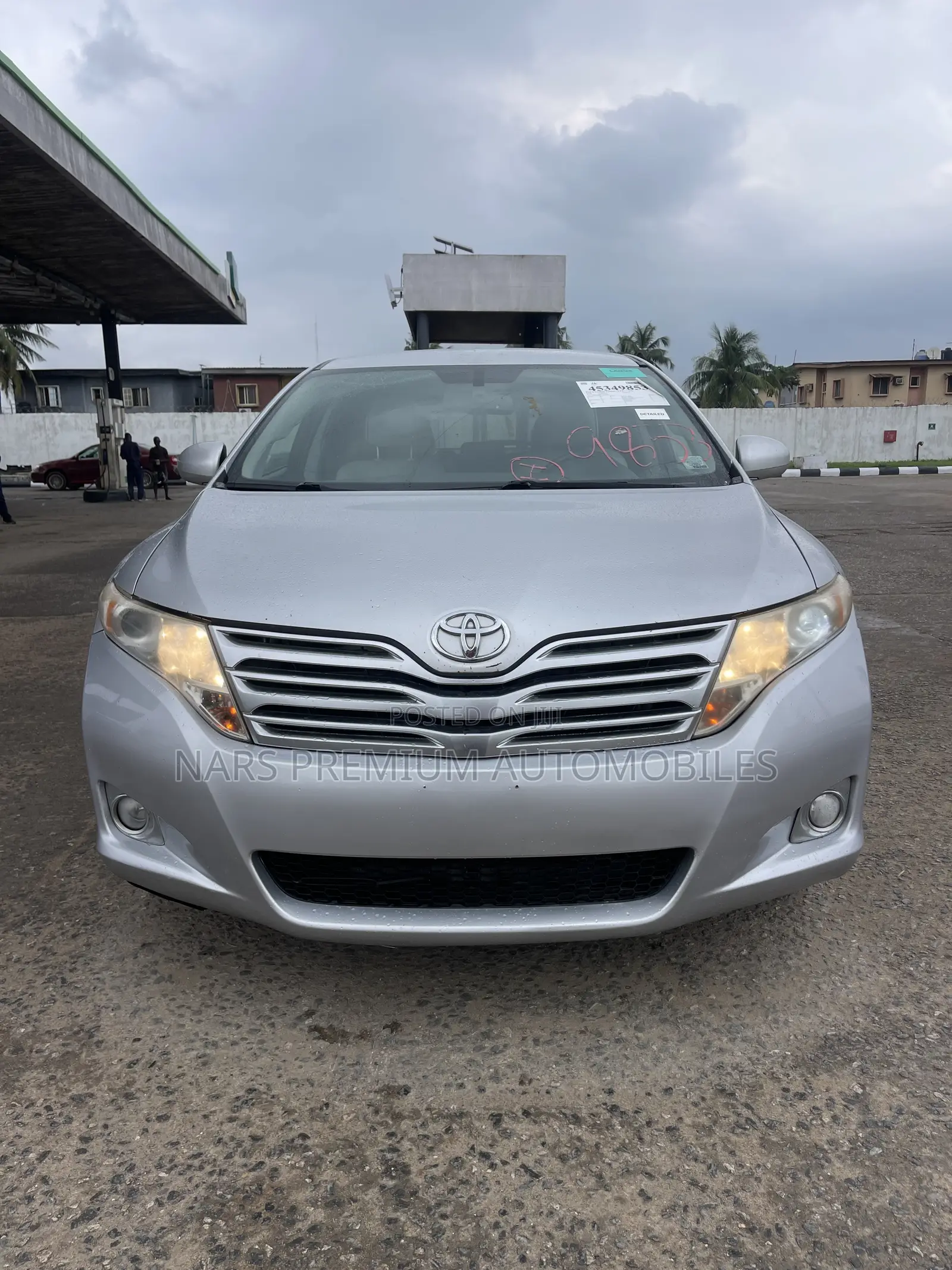 Toyota Venza XLE 2010 Silver