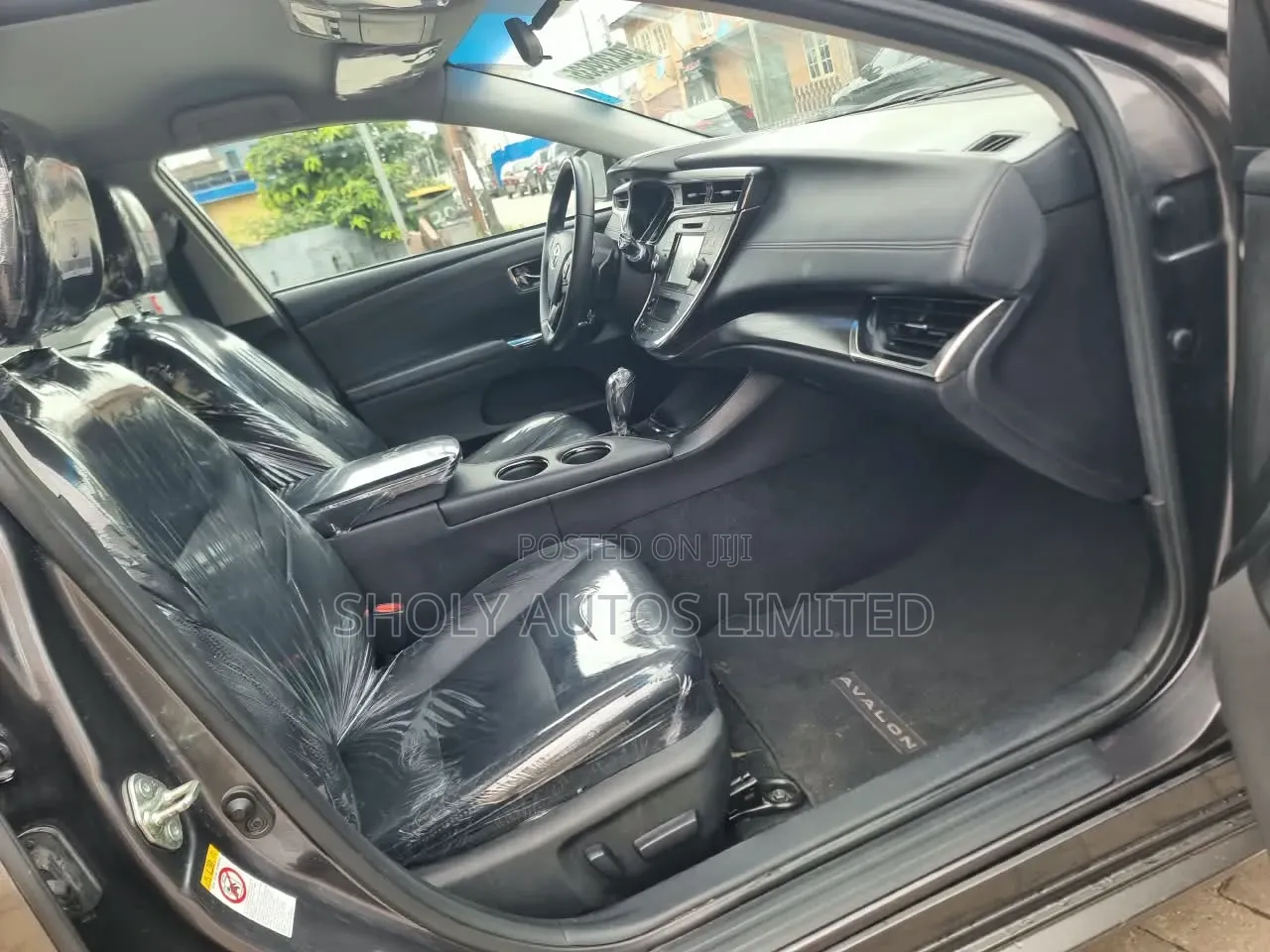 Toyota Avalon XLE FWDSedan (3.6L 6cyl 6A) 2016 Gray