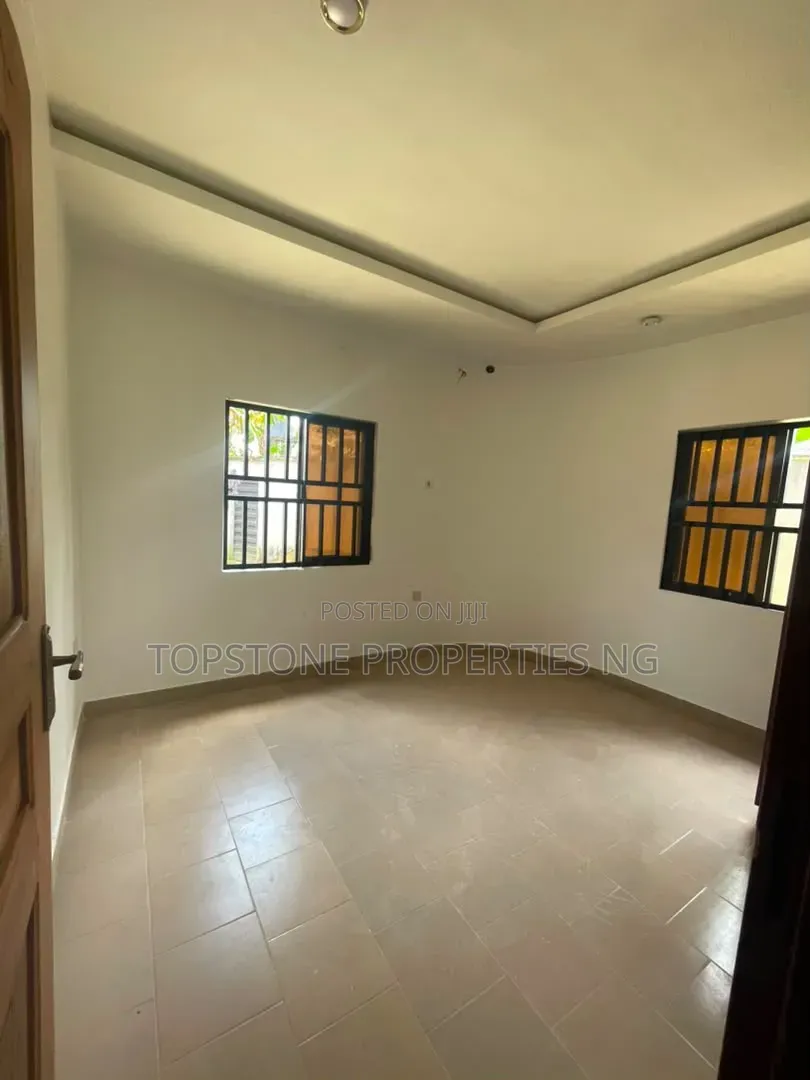 3bdrm Block of Flats in Topstone Properties, Uyo for rent