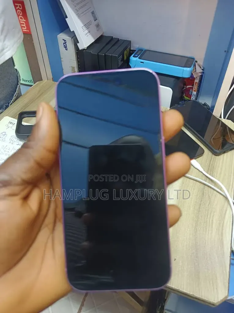 Apple iPhone 16 128 GB Rose Gold