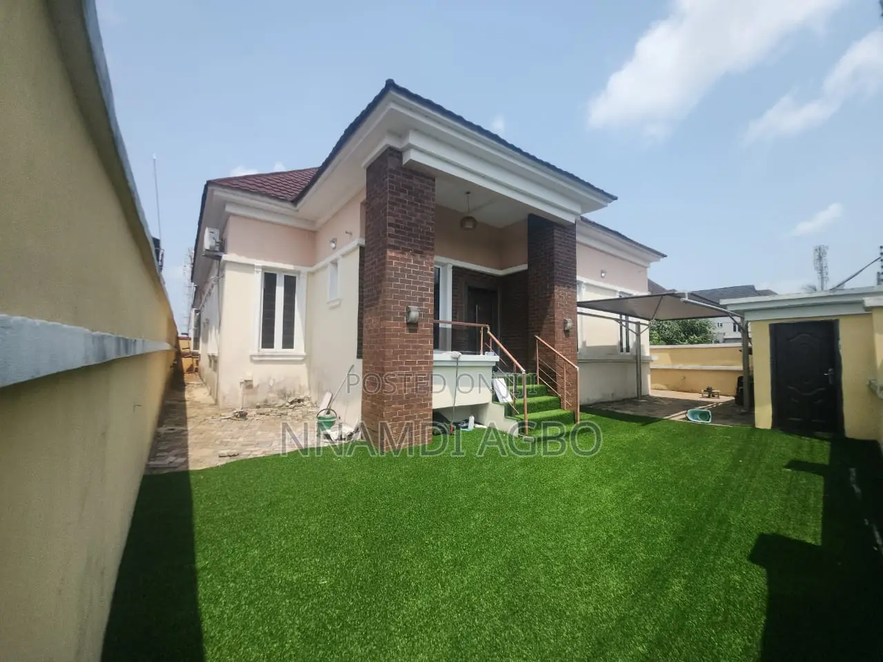 3bdrm Bungalow in Thomas Estate for sale