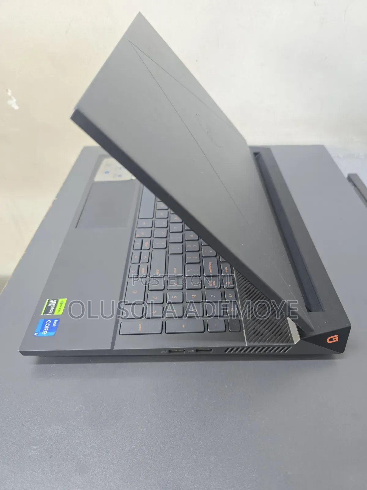 Laptop Dell G15 5530 32GB Intel Core i7 SSD 1T