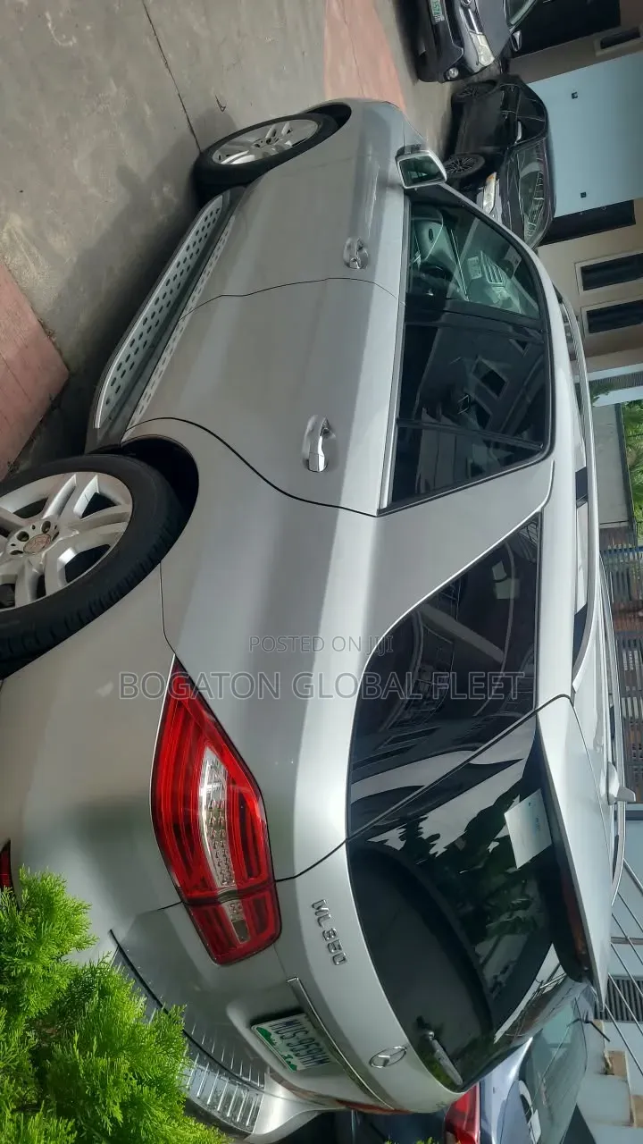 Mercedes ML350 for Rent