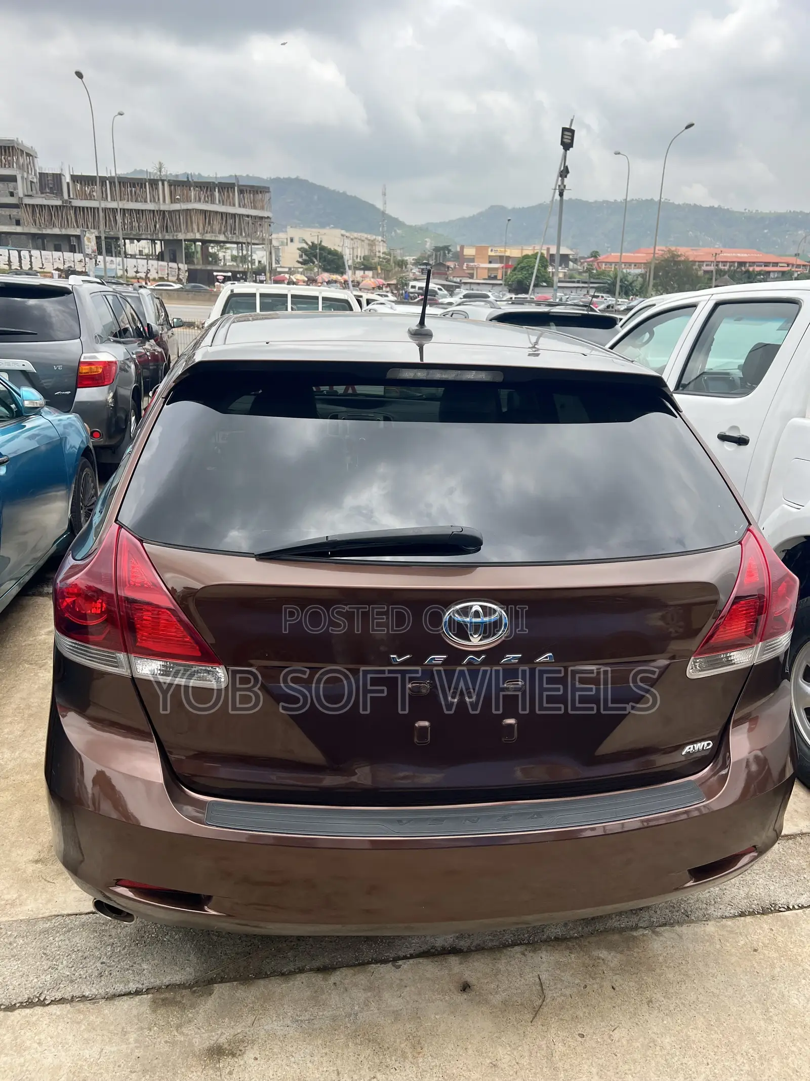 Toyota Venza AWD 2012 Brown