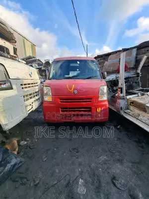 Suzuki Every 2012 Red