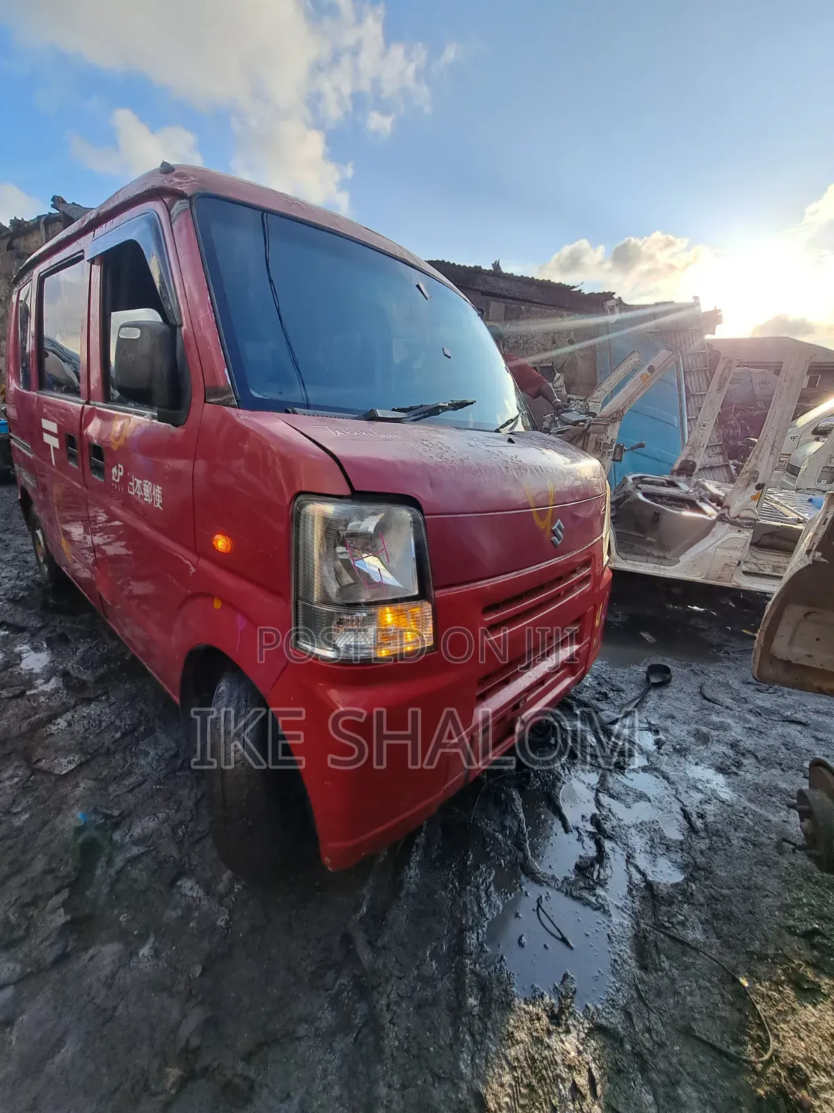 Suzuki Every 2012 Red