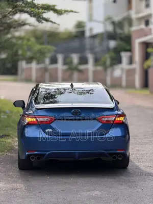Toyota Camry XSE FWD 2020 Blue