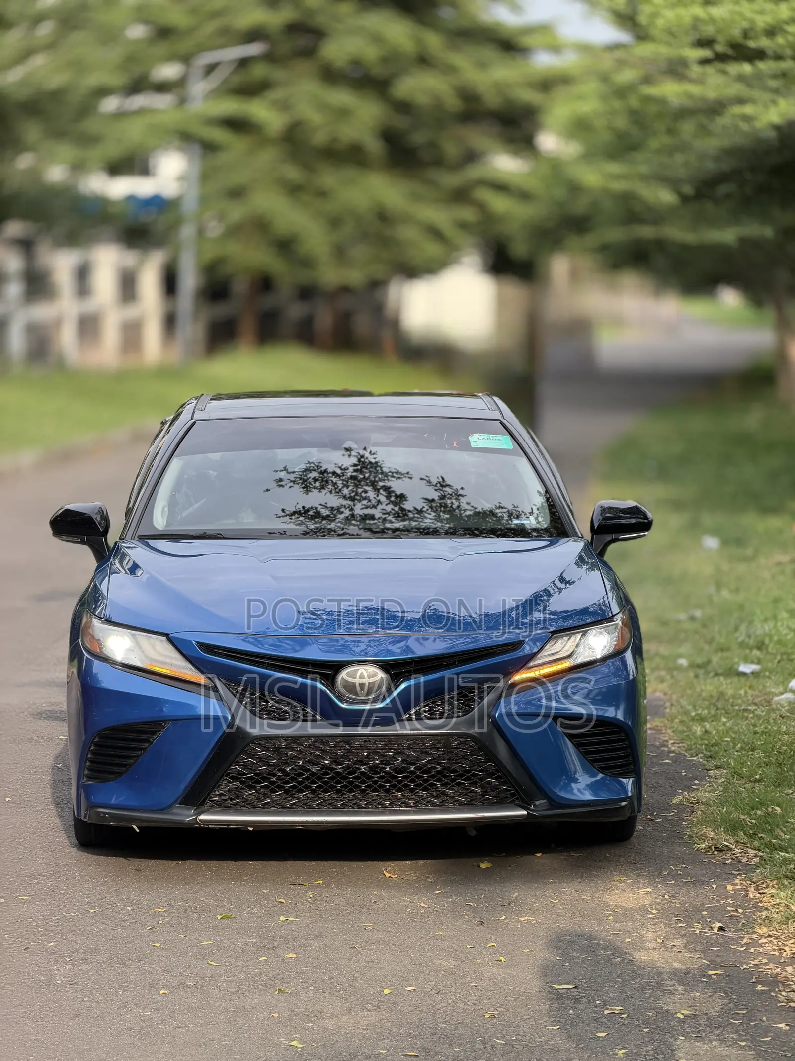 Toyota Camry XSE V6 FWD 2020 Blue