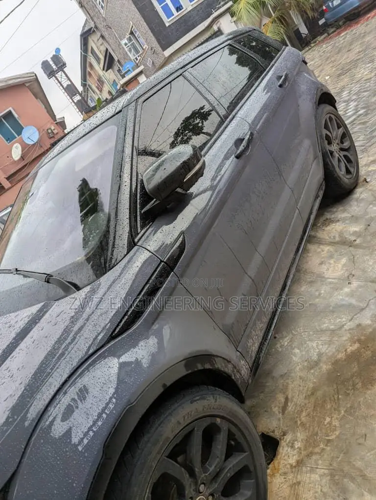 Rover Land 2010 Black