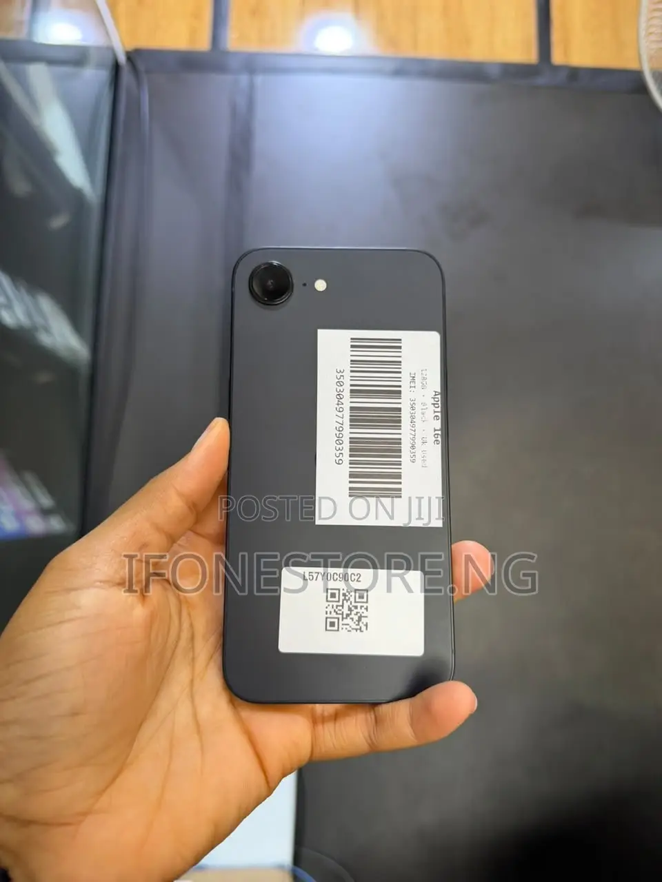 Apple iPhone 16e 128 GB Black