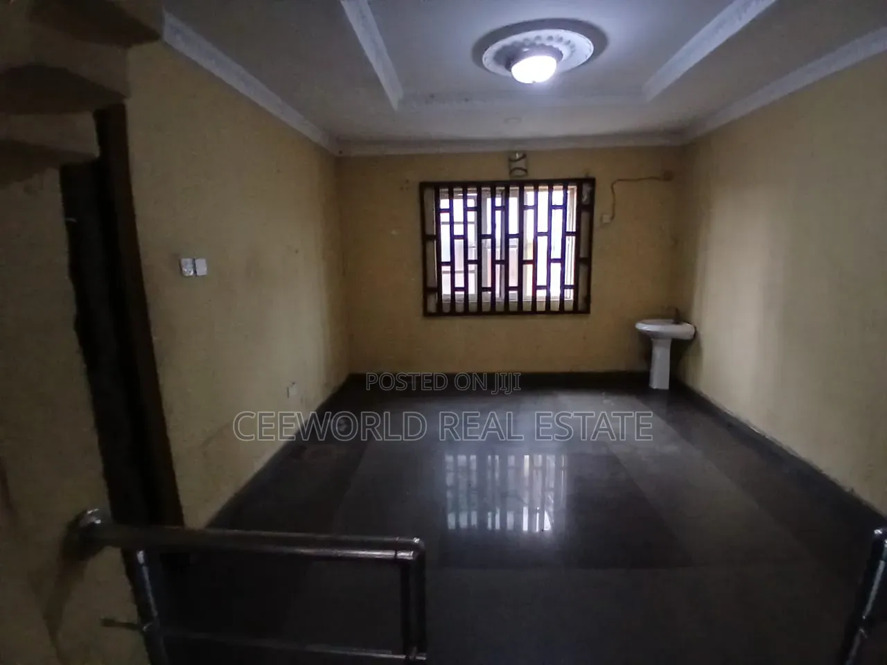 4bdrm Duplex in Providence Estate for rent