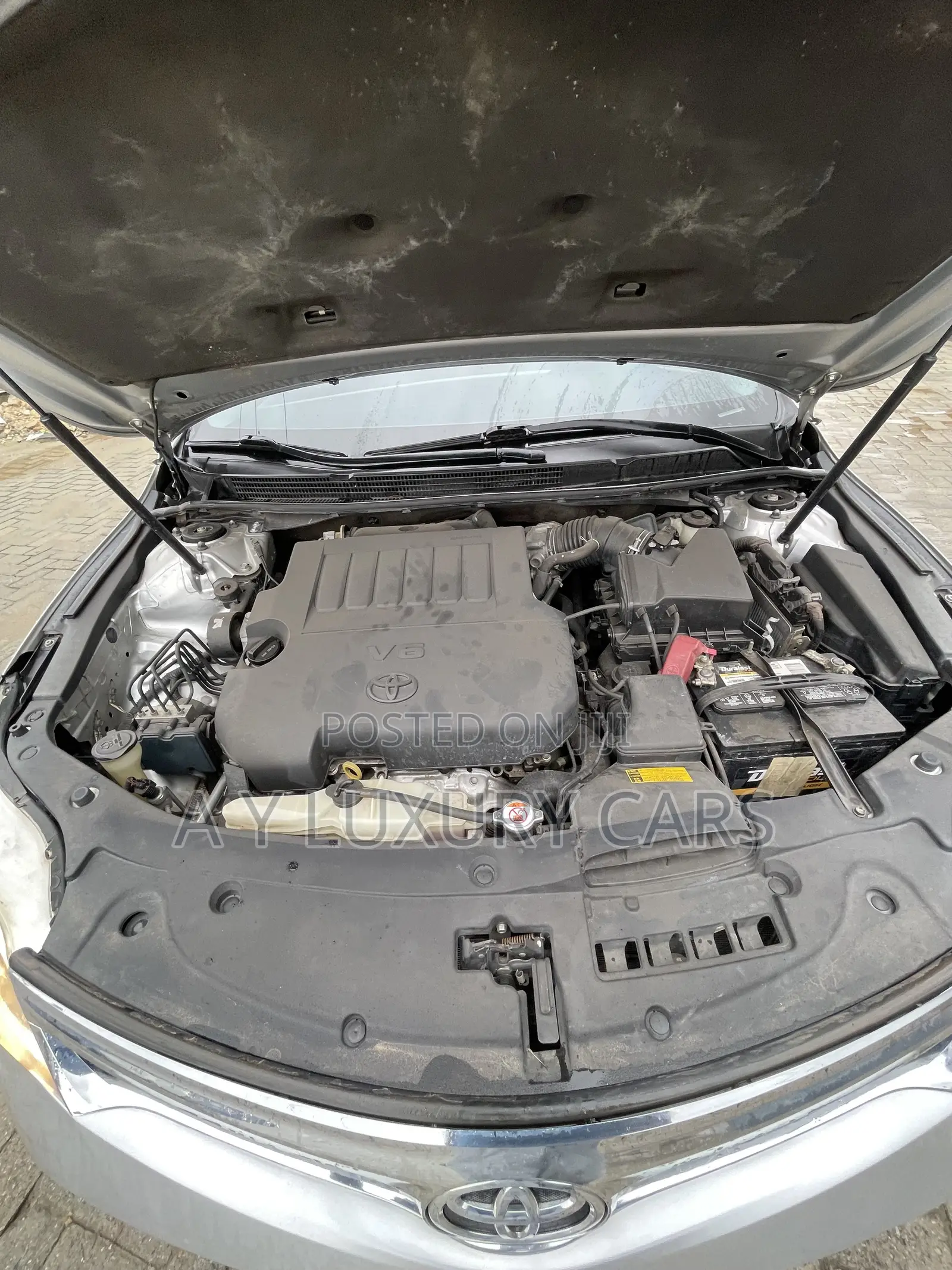 Toyota Avalon XLE Sedar FWD (3.5L 6cyl 6A) 2013 Silver