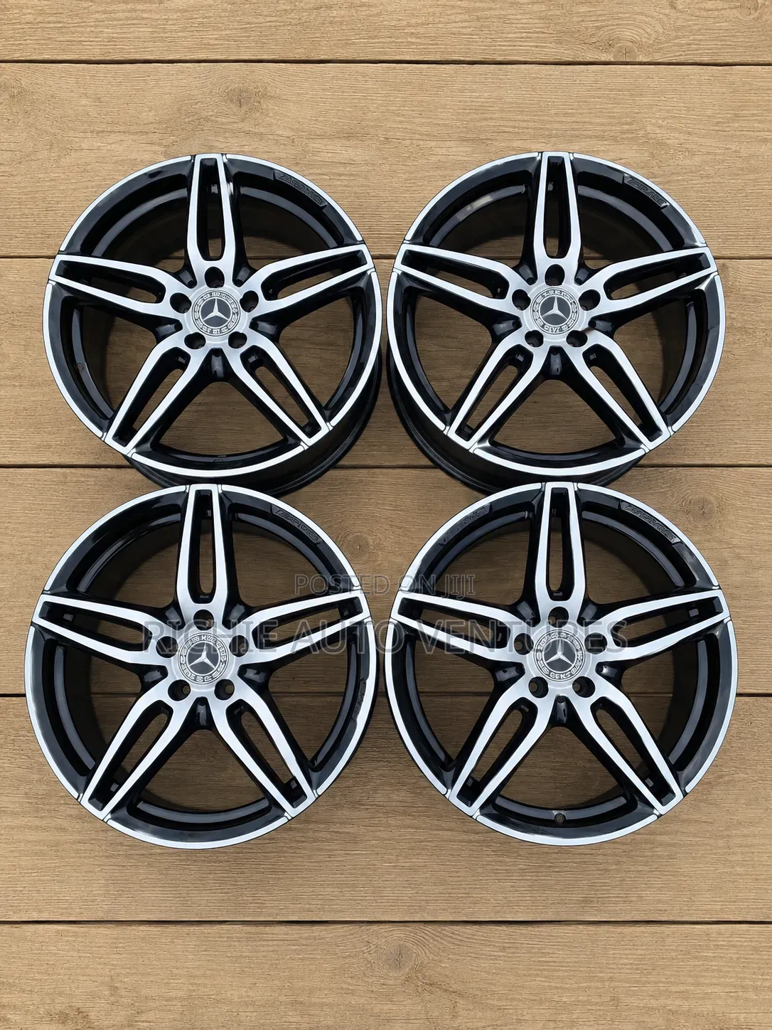 Original Oem 19-Inch Mercedes Rim.