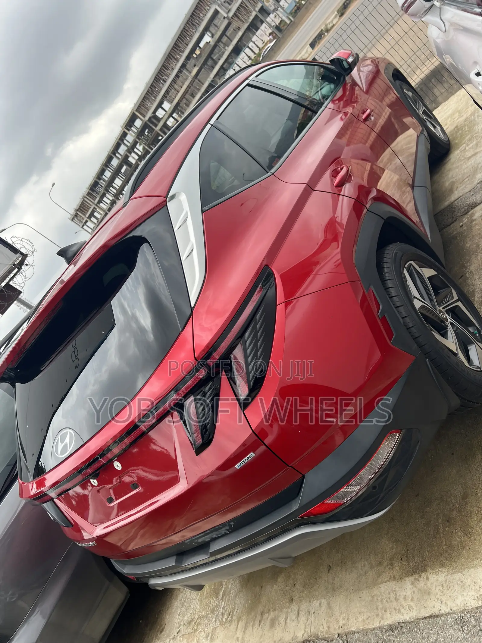 Hyundai Tucson 2023 Red