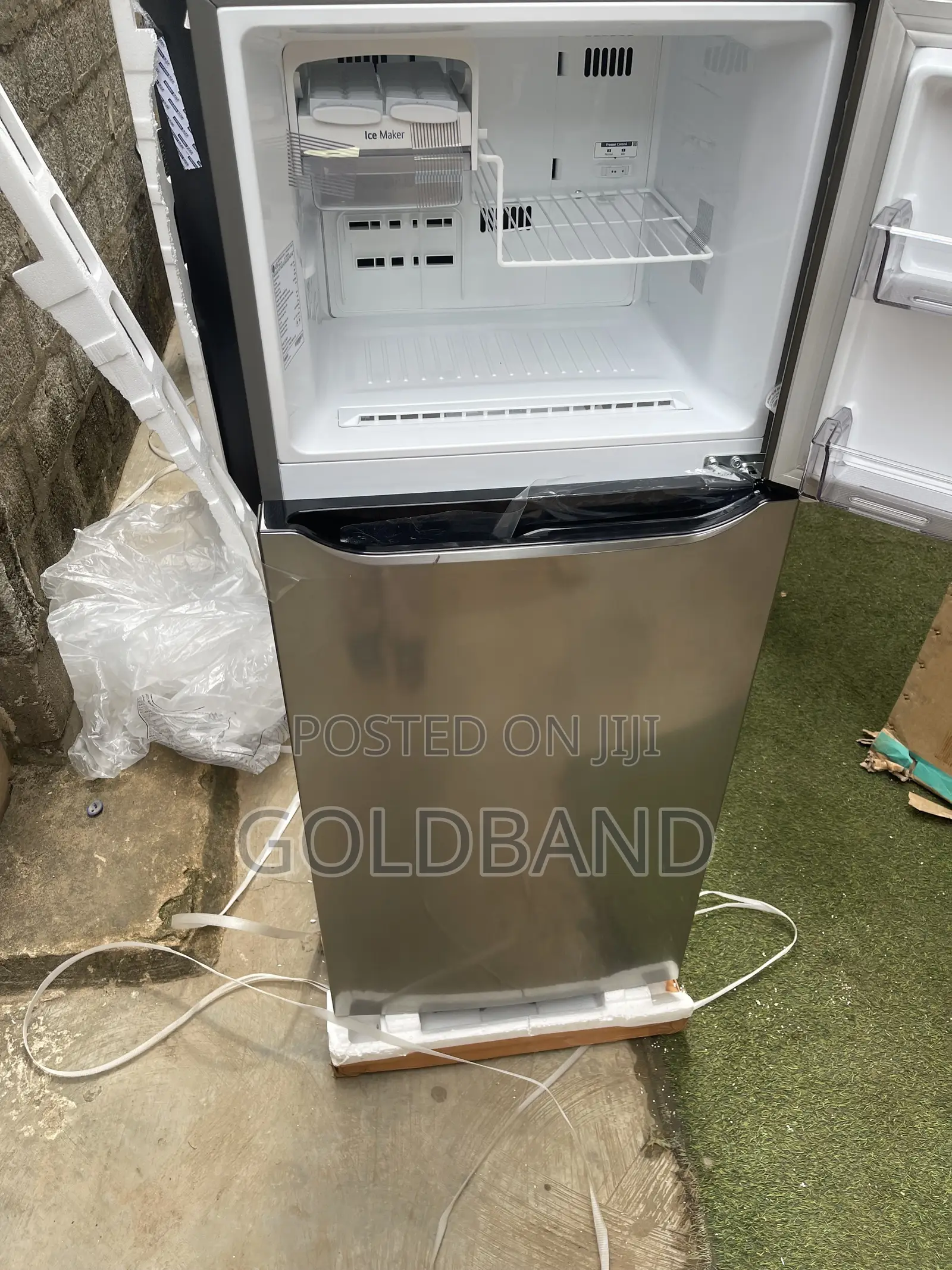 LG GL-C252SLBB 260L High-Performance Inverter Fridge