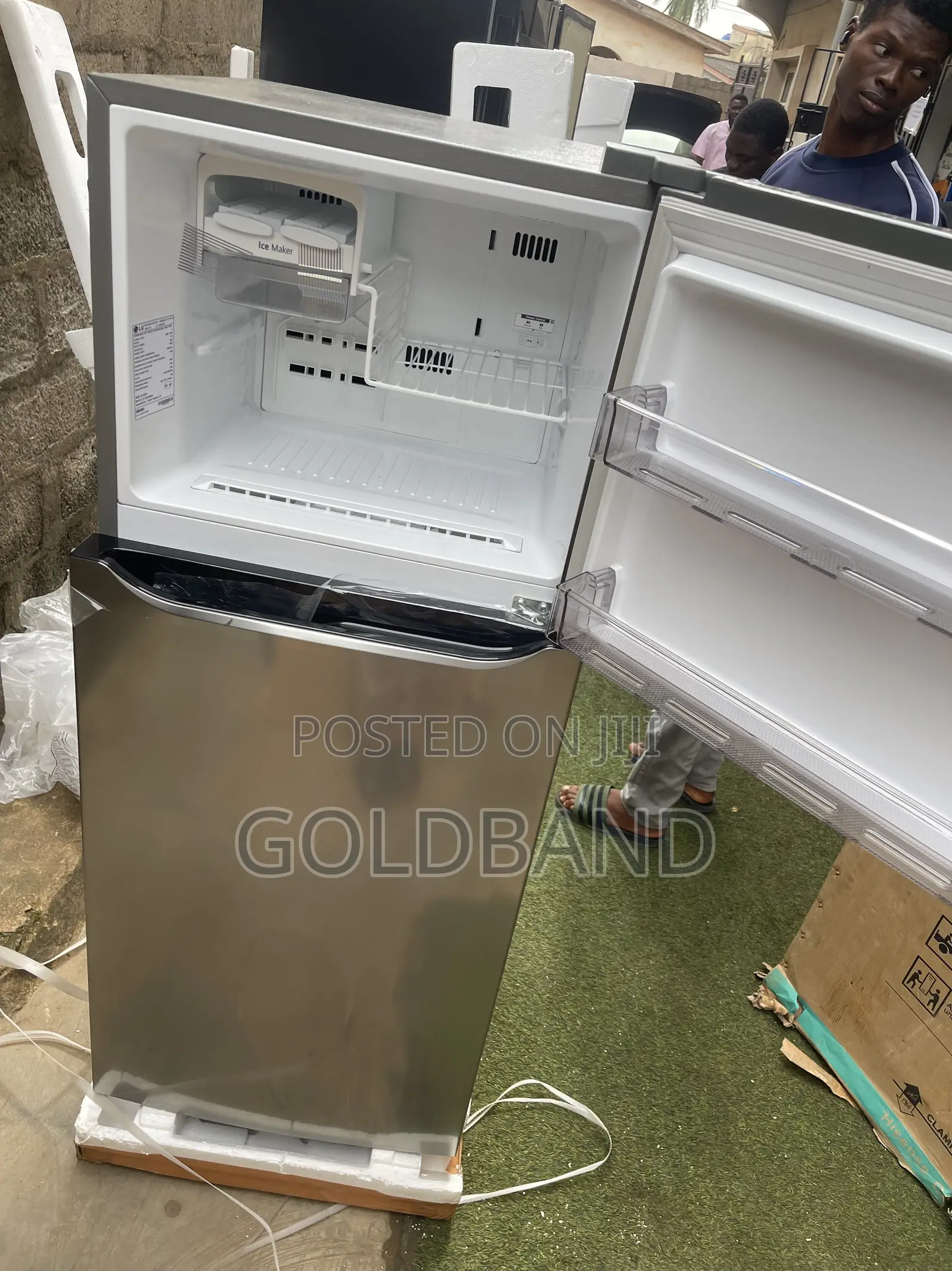 LG GL-C252SLBB 260L High-Performance Inverter Fridge