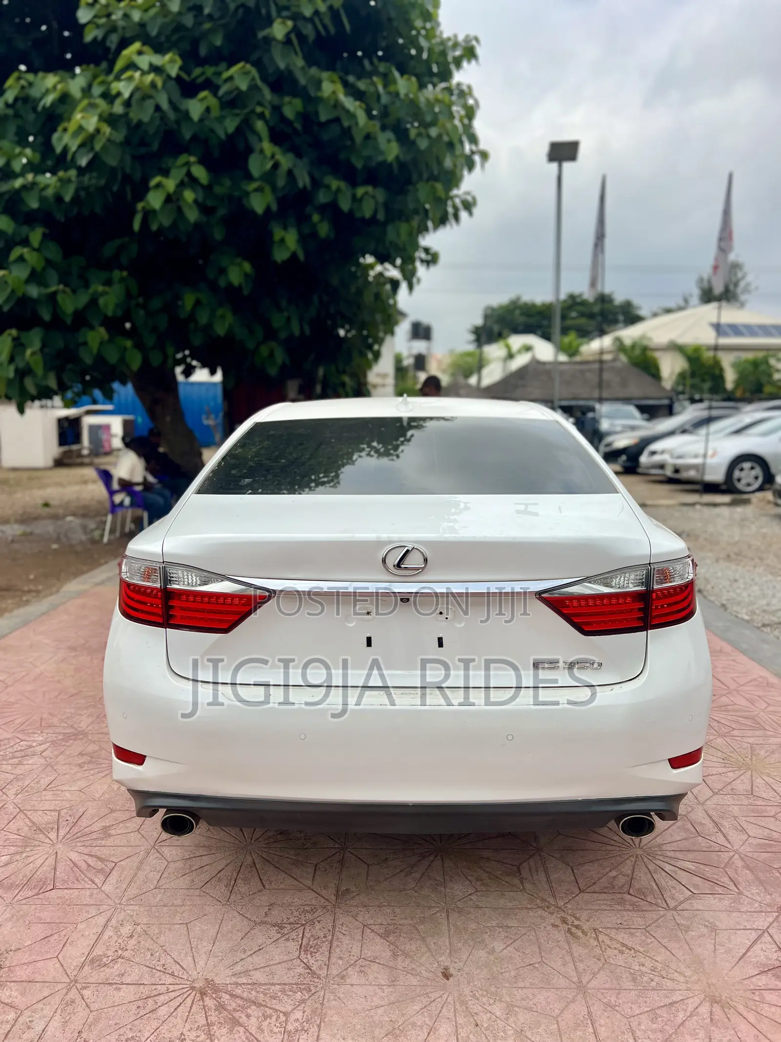 Lexus ES 2015 White