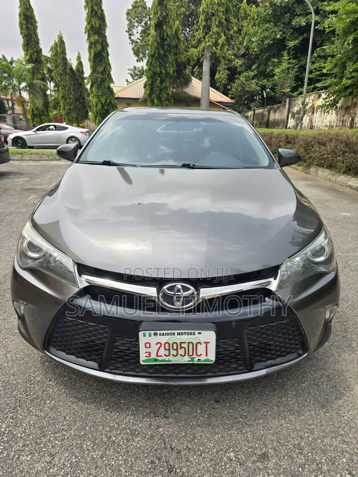 Toyota Camry SE 4dr Sedan (2.5L 4cyl 6A) 2017 Gray