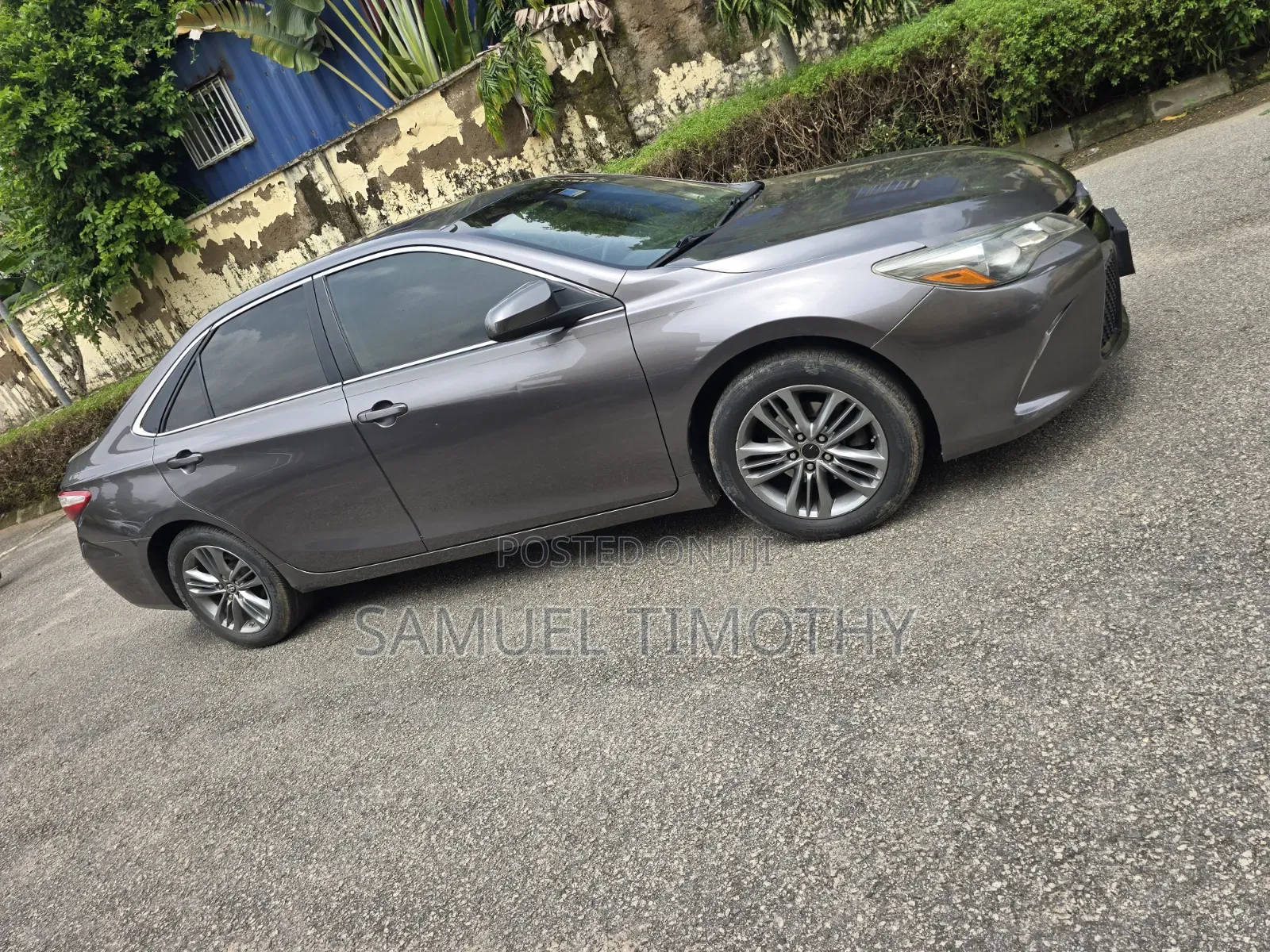 Toyota Camry SE 4dr Sedan (2.5L 4cyl 6A) 2017 Gray