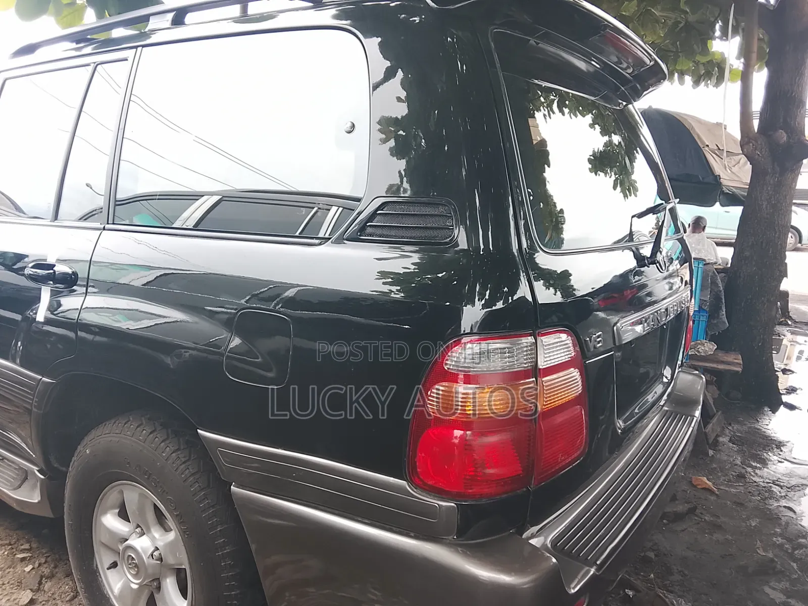Toyota Land Cruiser 2004 Black