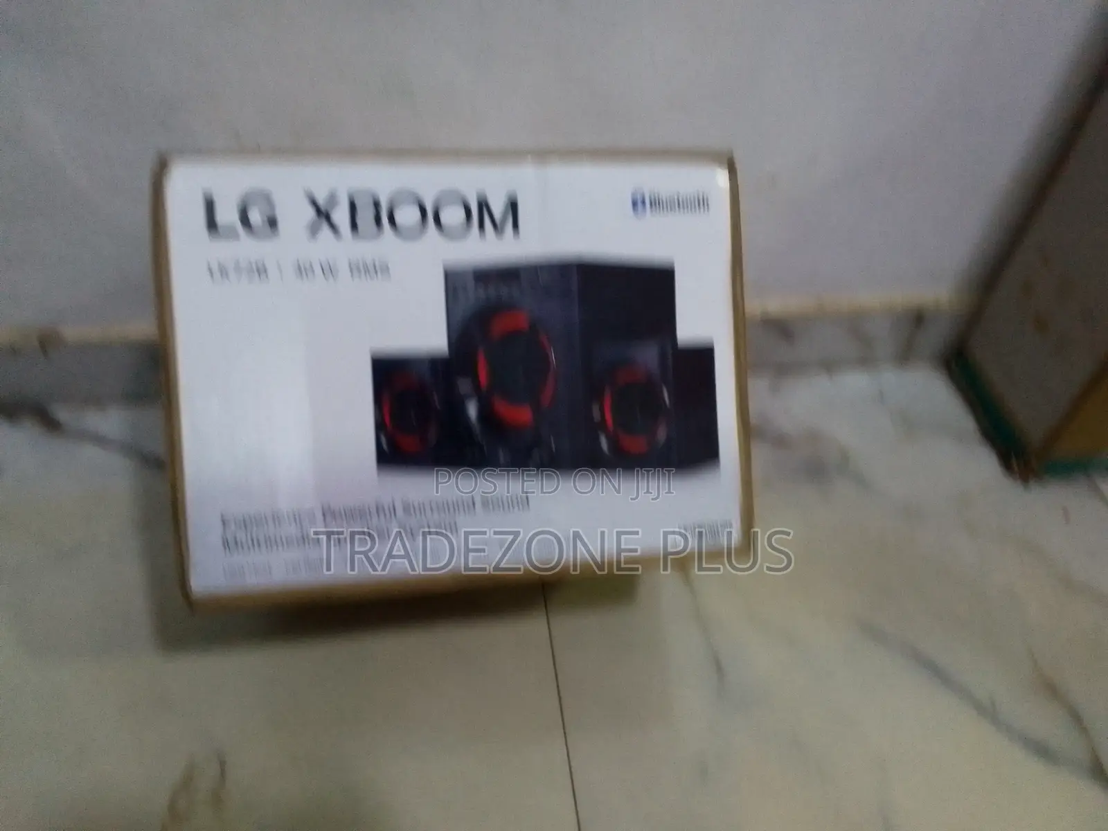 LG 40W XBOOM Bluetooth Multimedia Speaker System LK72B