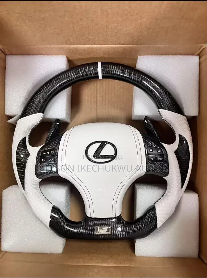 2is True Carbon Fibre Steering Wheel