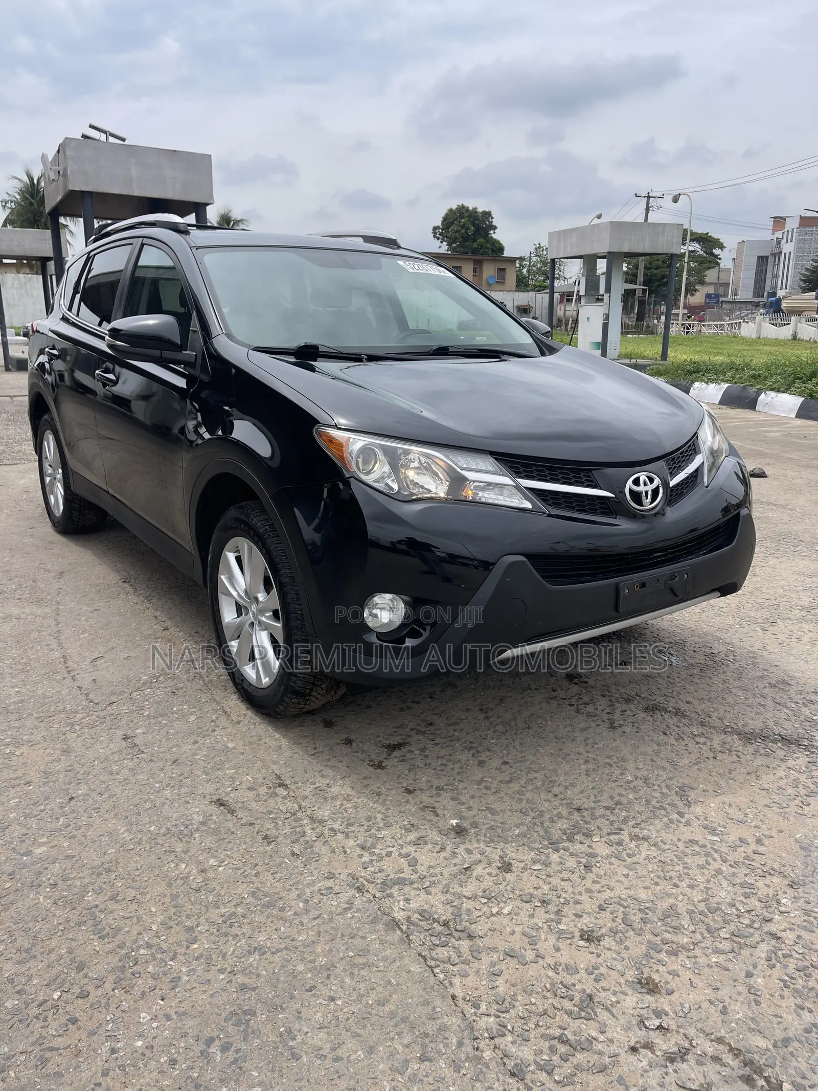 Toyota RAV4 Limited 4dr SUV AWD (2.5L 4cyl 6A) 2015 Black