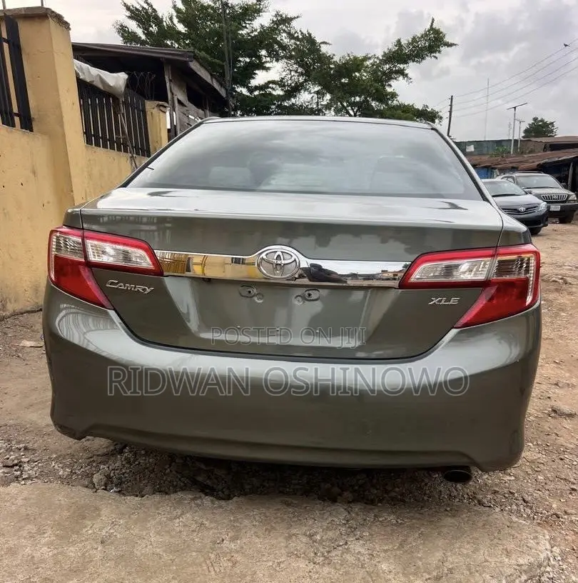 Toyota Camry 2013 Green
