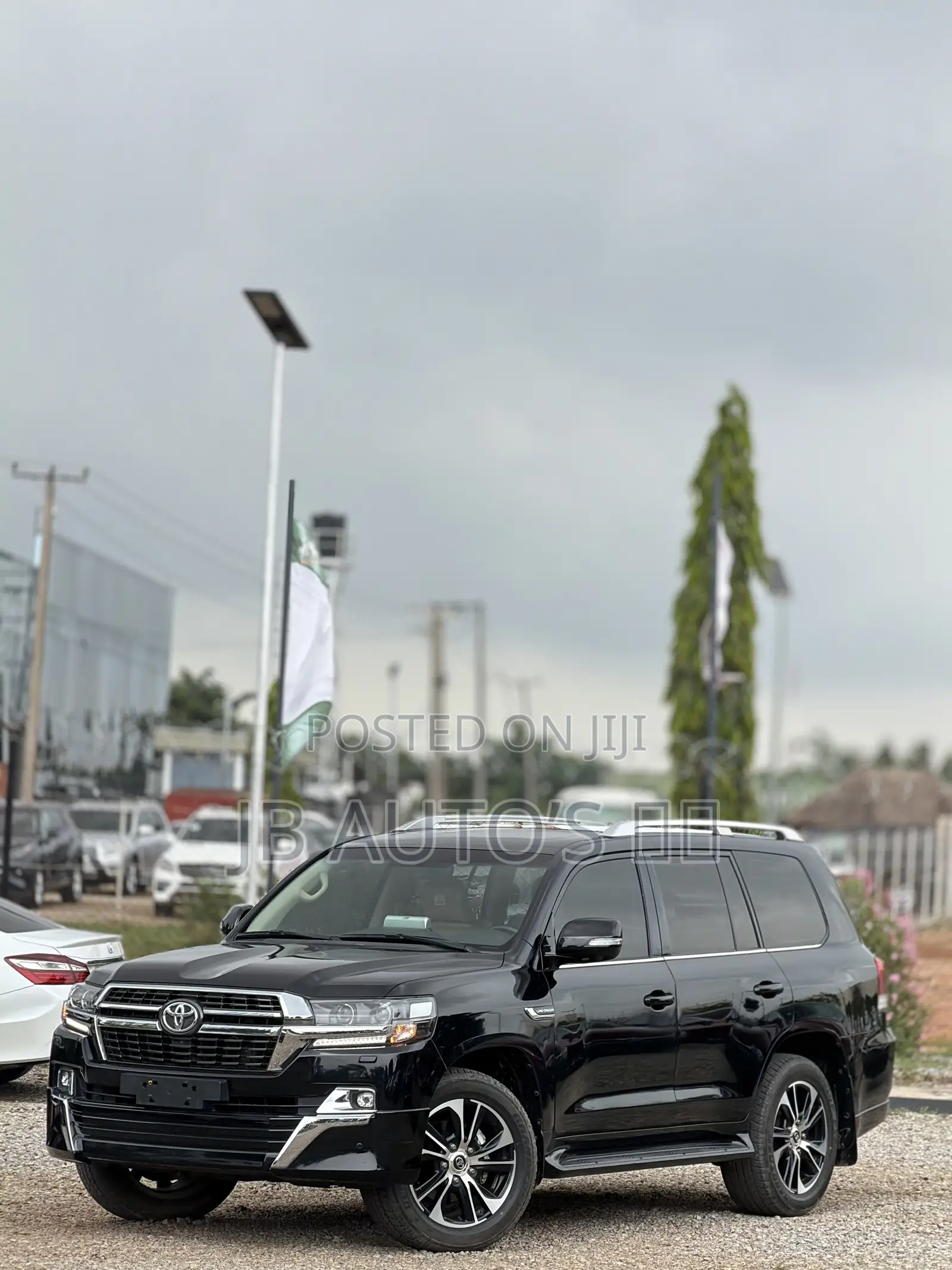 Toyota Land Cruiser 4.5 V8 GXR 2021 Black