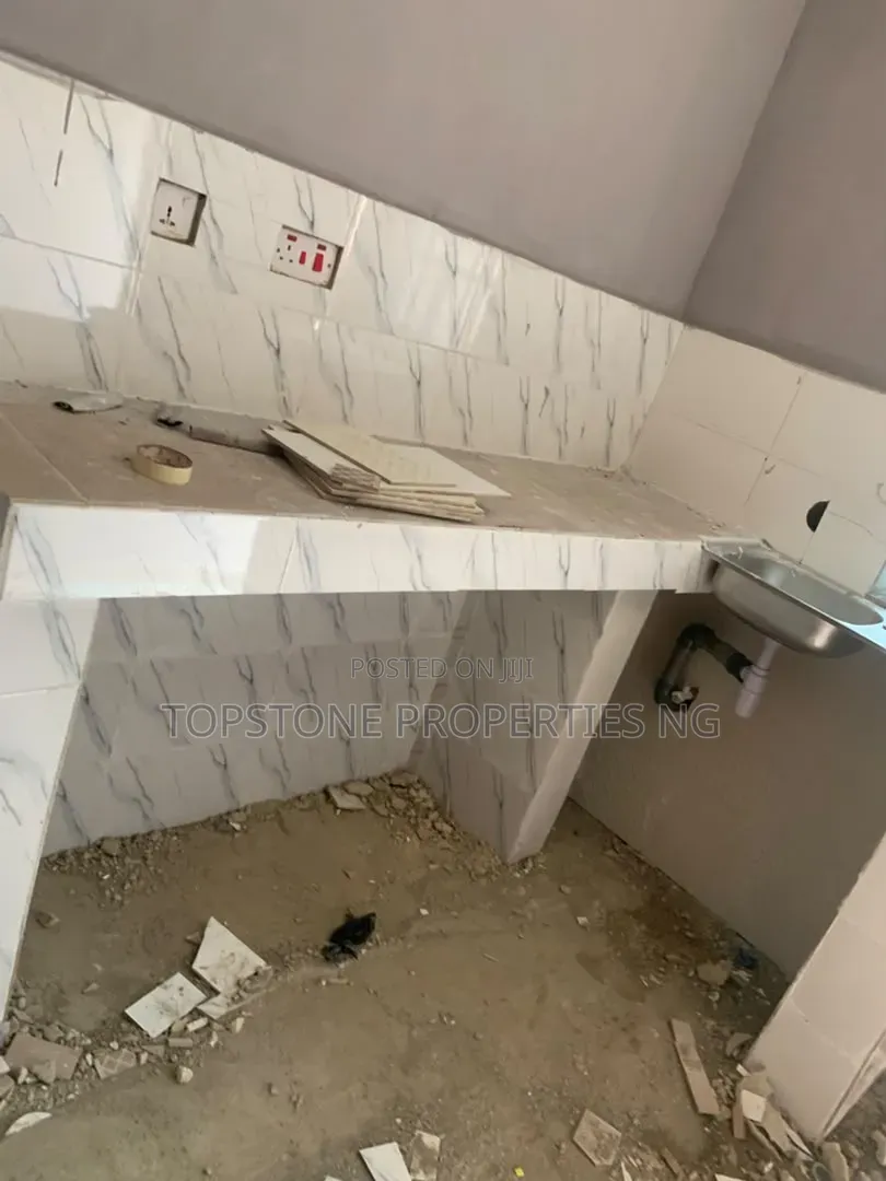 2bdrm Bungalow in Topstone Properties, Uyo for rent