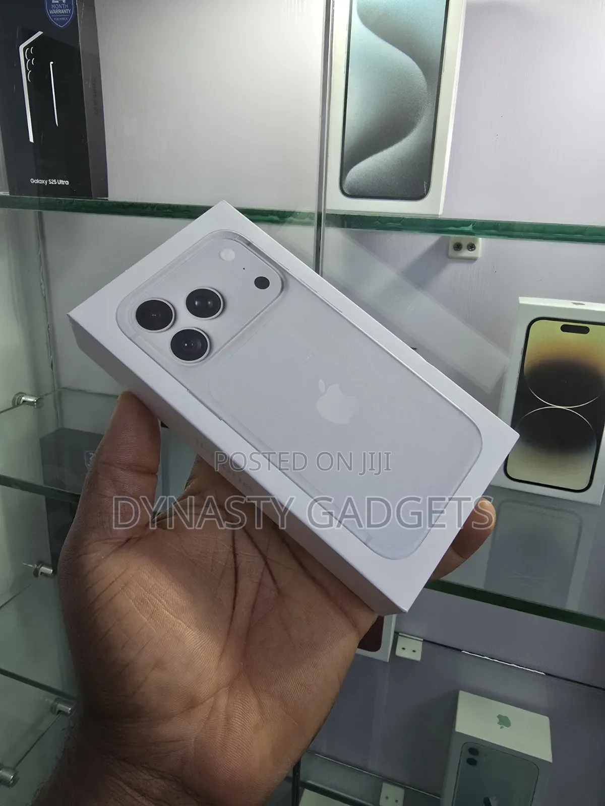 New Apple iPhone 18 Pro Max 256 GB Silver