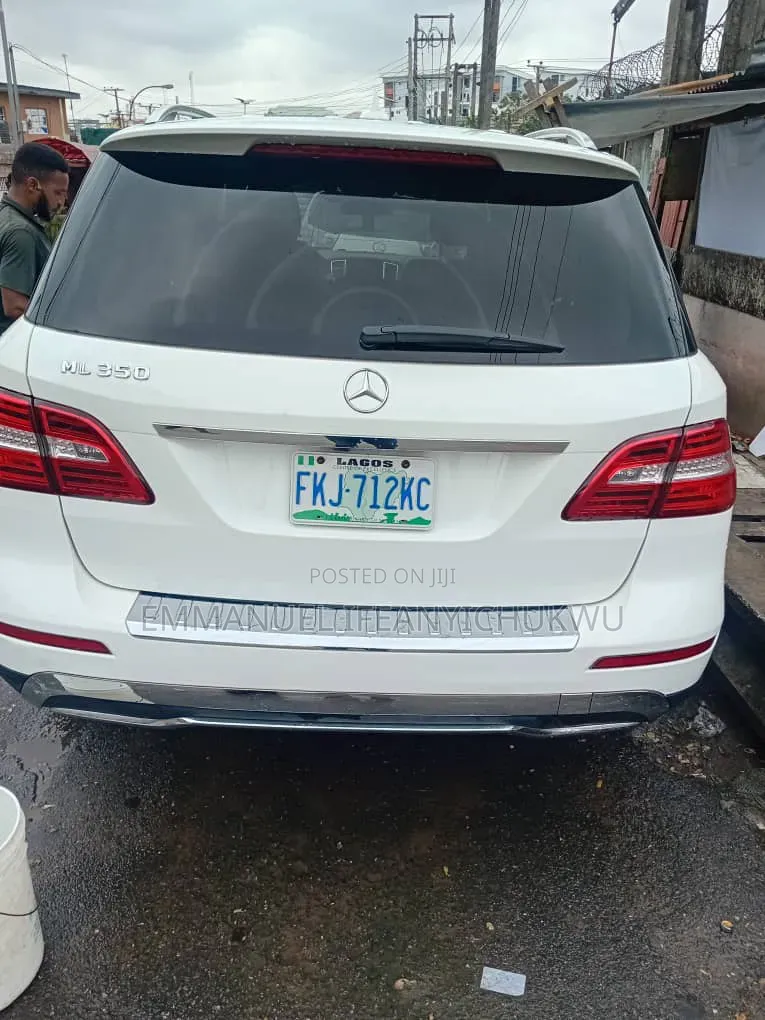 Mercedes-Benz M Class ML350 4MATIC 4dr SUV AWD (3.5L 6cyl 7A) 2015