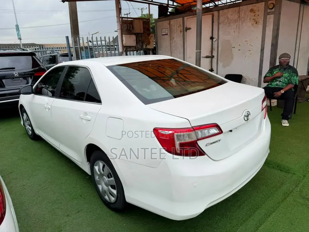 Toyota Camry 2012 White