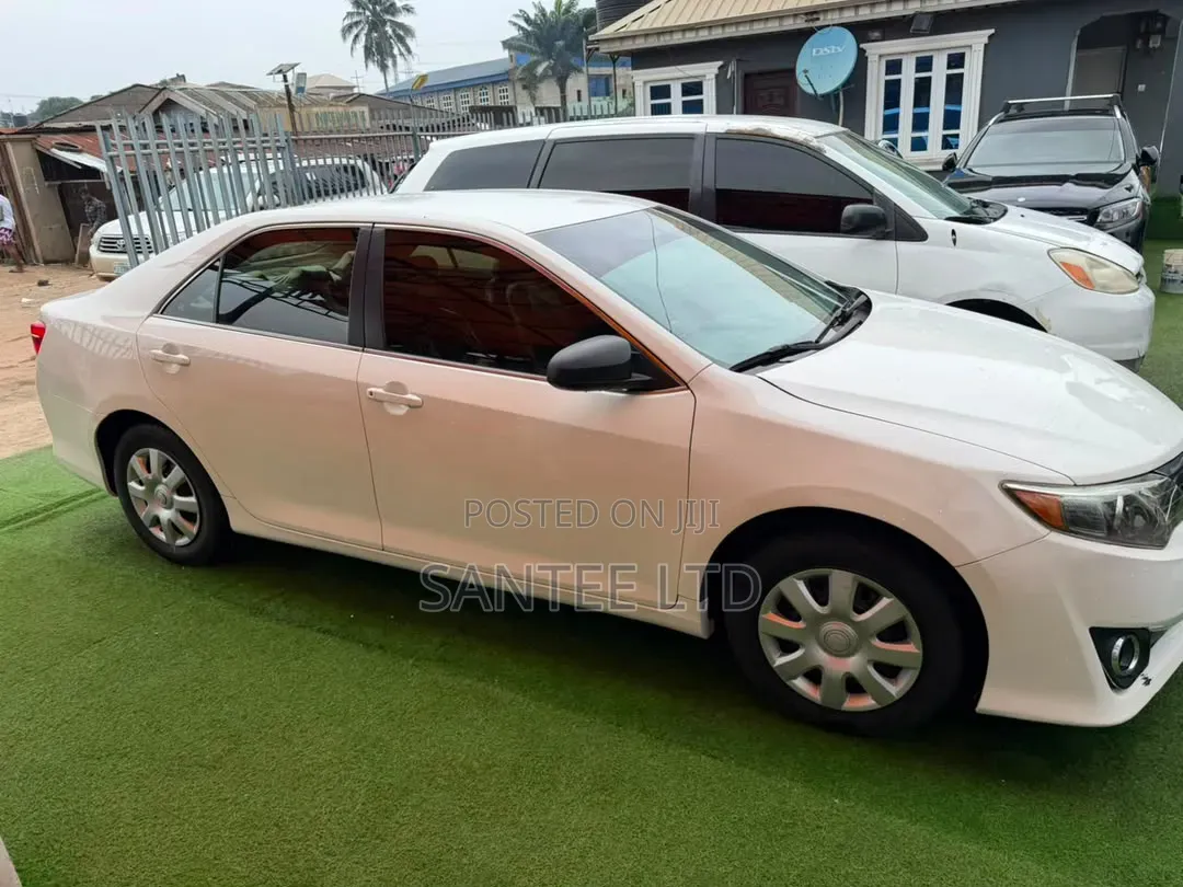 Toyota Camry 2012 White