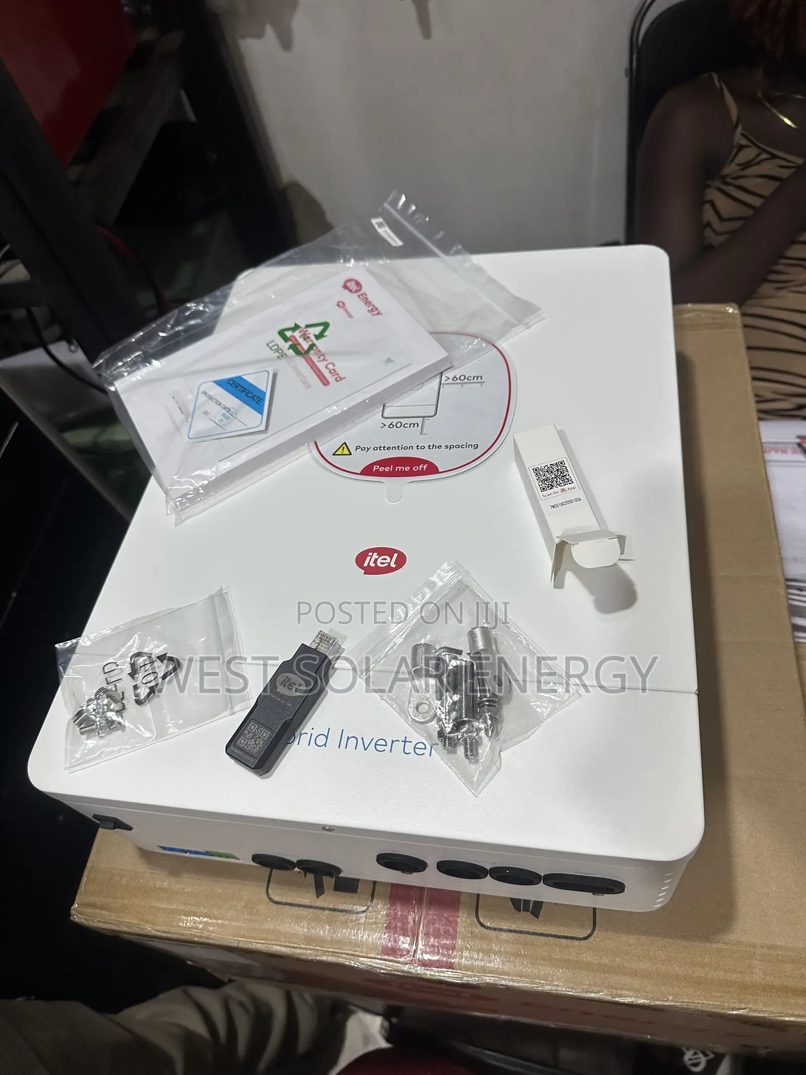 4.2kva 24v Itel Hybrid Inverter
