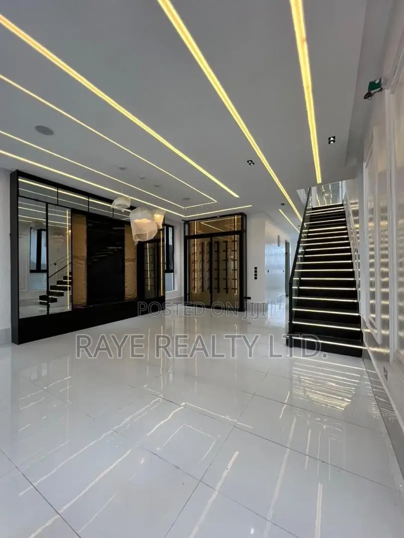 5bdrm Duplex in Ajah for sale