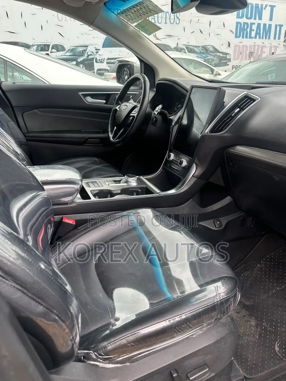 Ford Edge Titanium 2022 Silver