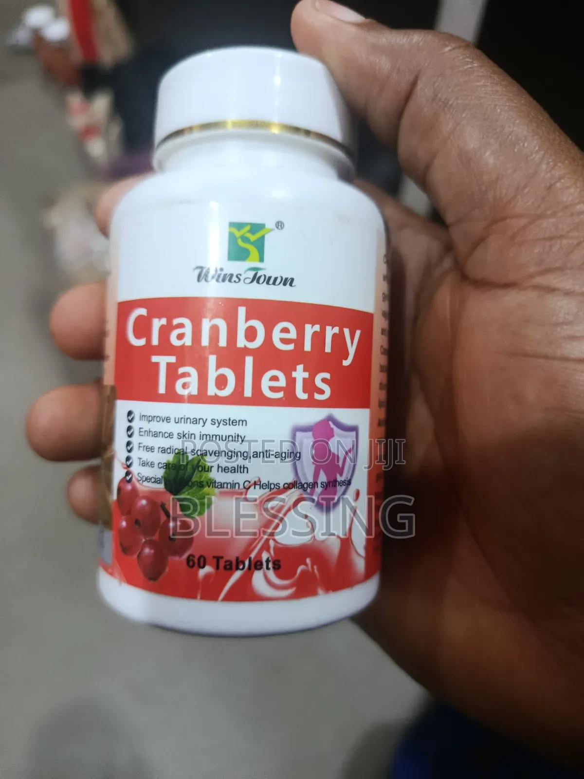 Win's Town Cranberry