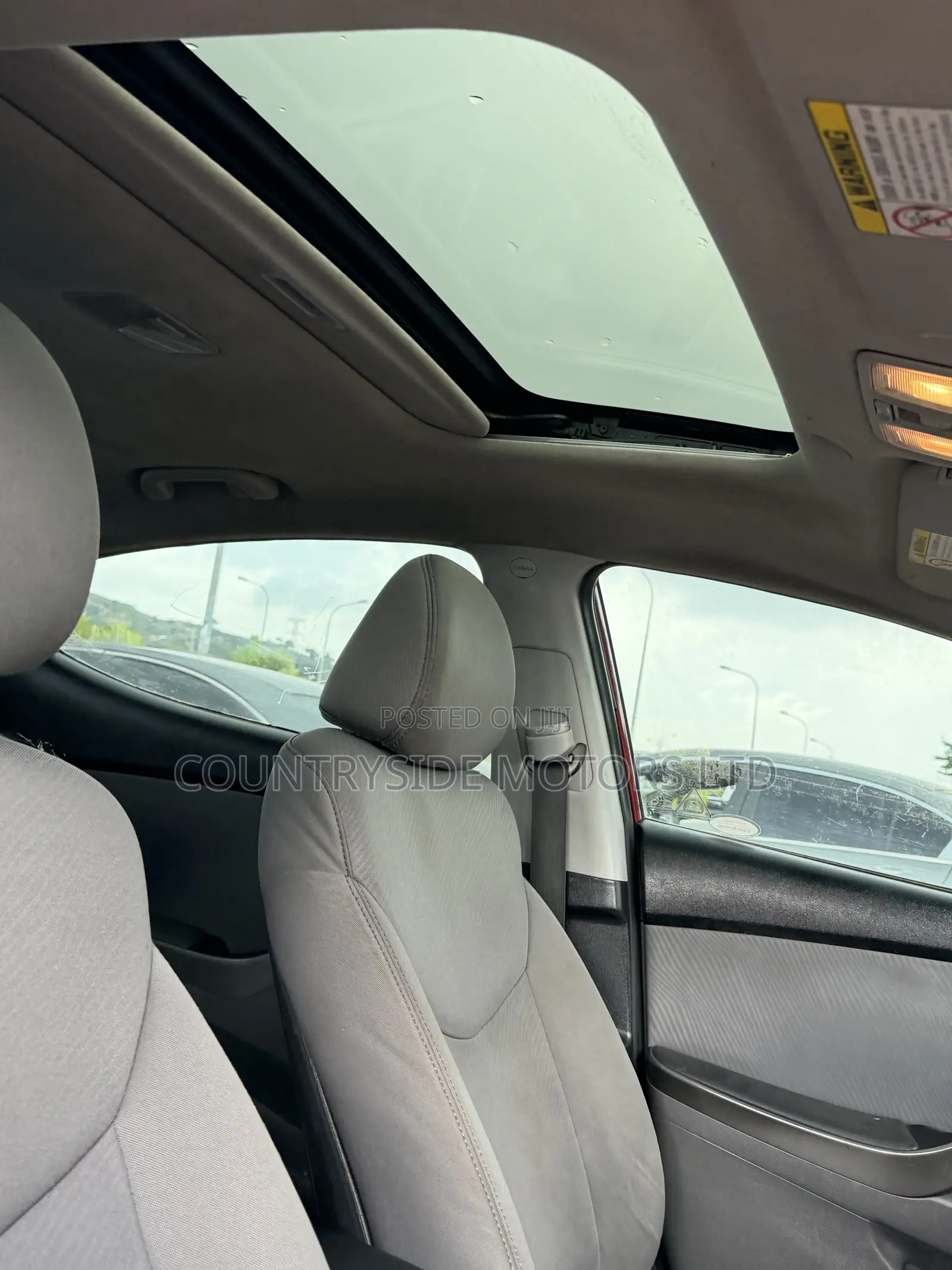 Hyundai Elantra 2012 Red