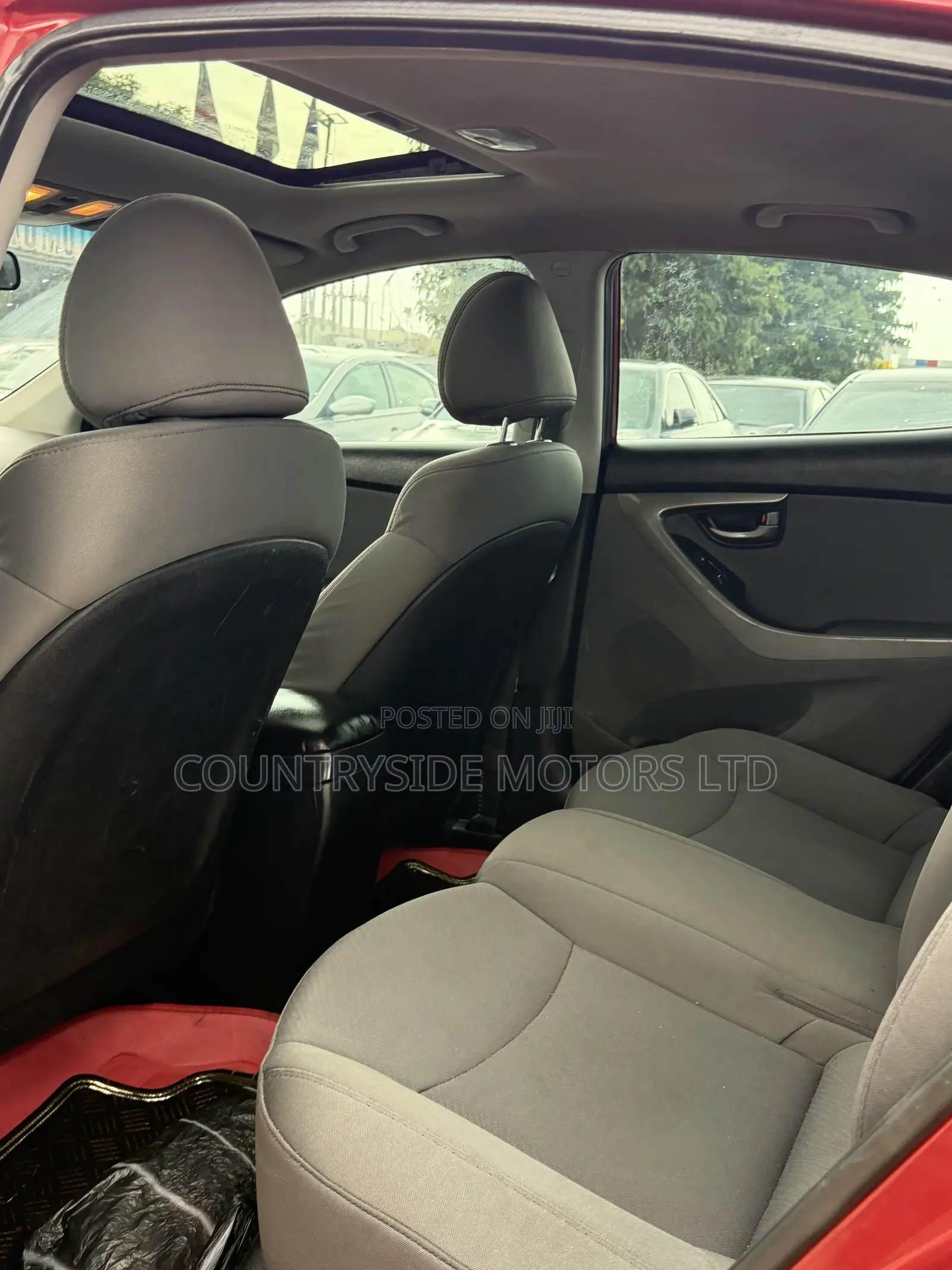 Hyundai Elantra 2012 Red