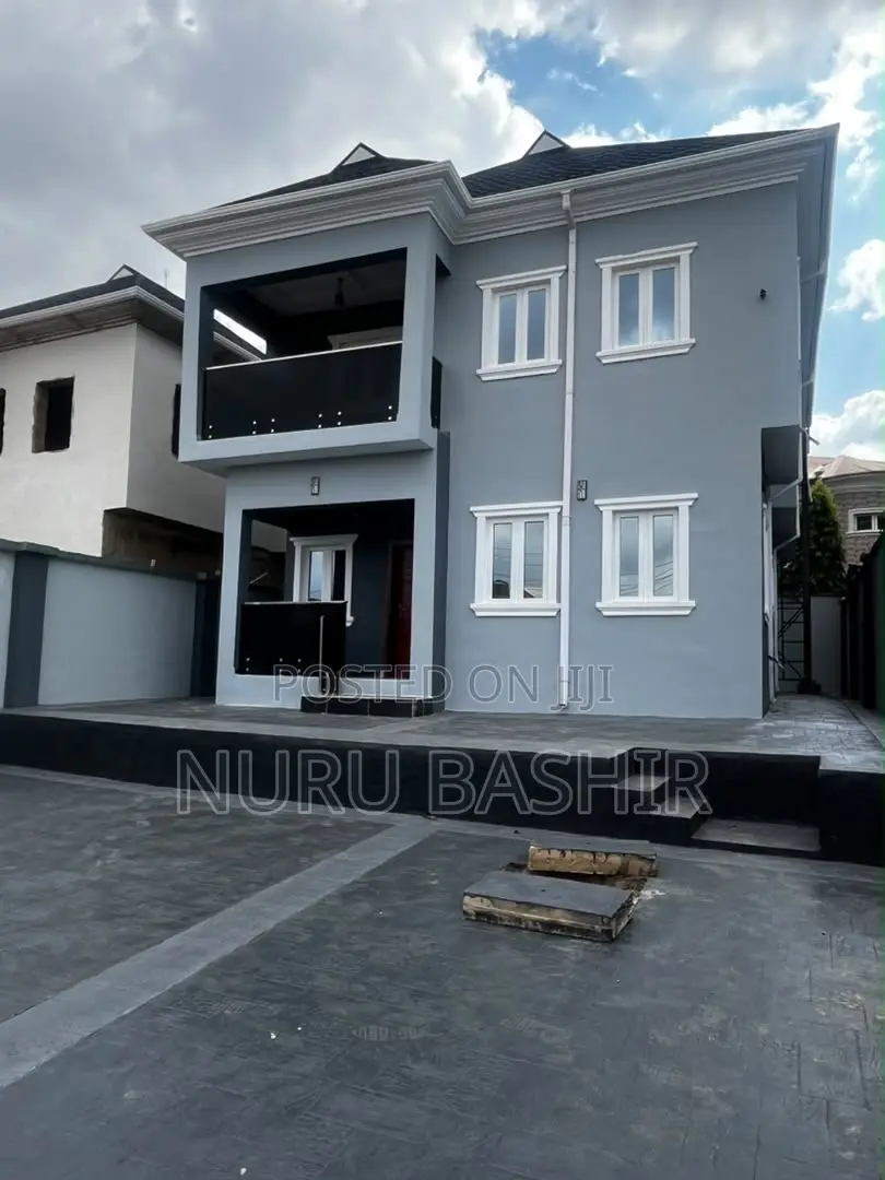 3bdrm Duplex in New Bodija Estate for sale