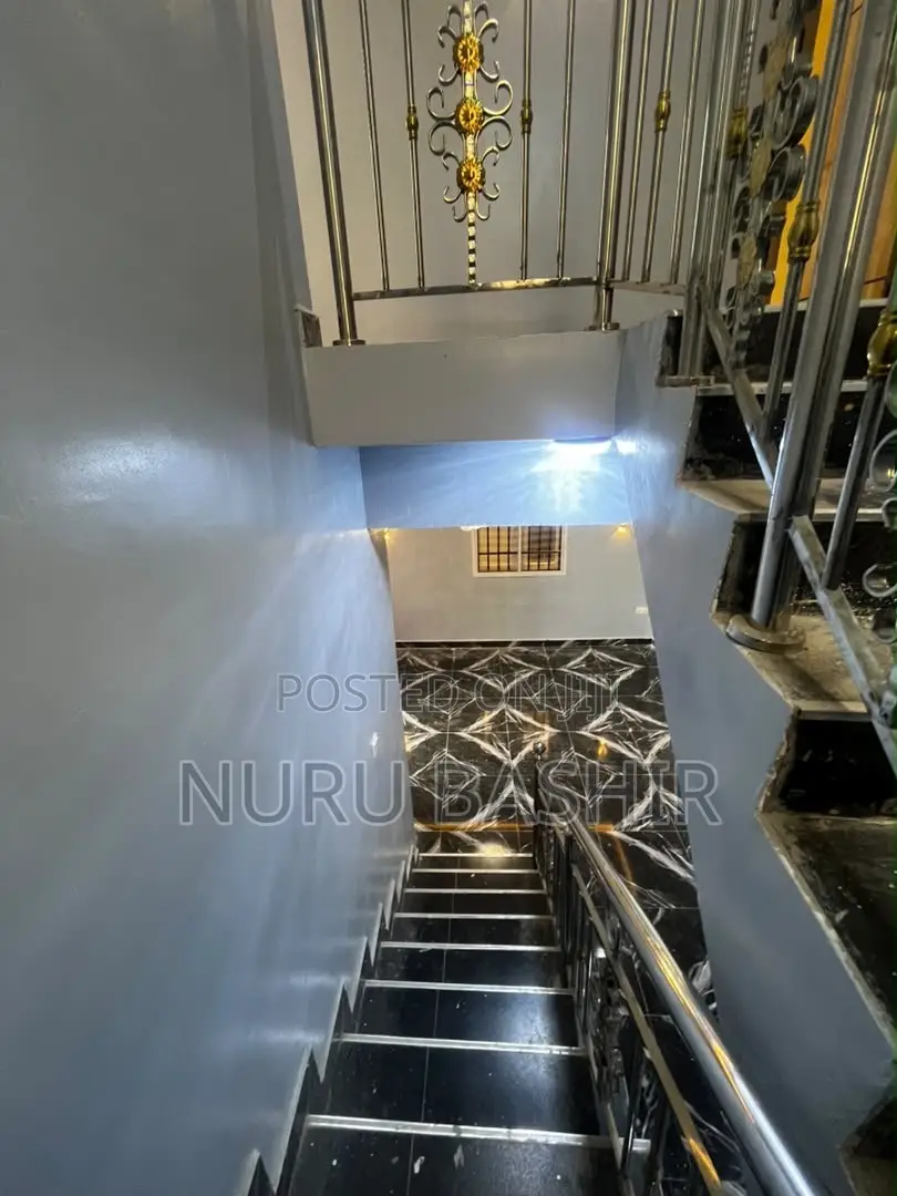 3bdrm Duplex in New Bodija Estate for sale