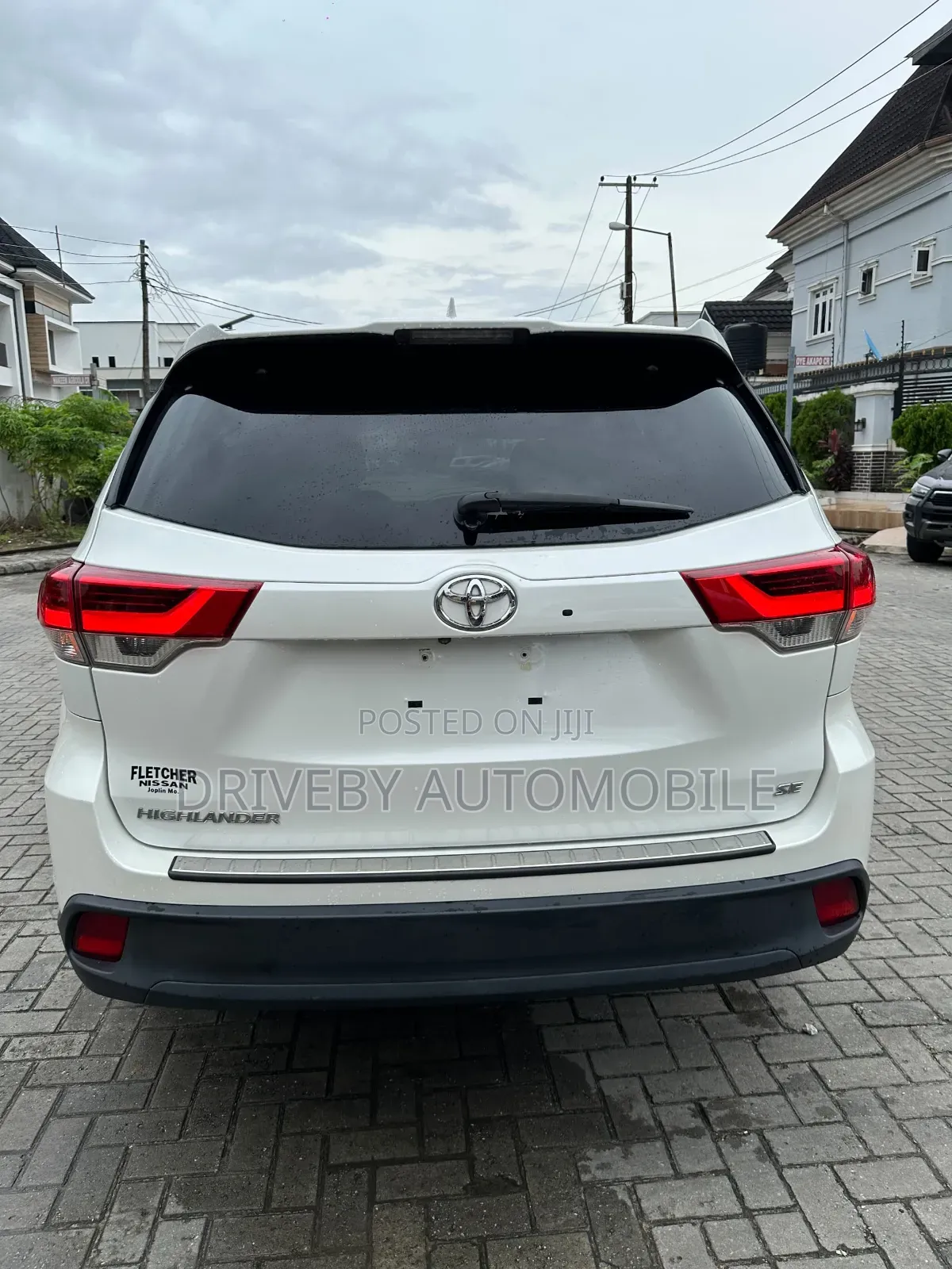 Toyota Highlander SE 4x4 V6 (3.5L 6cyl 8A) 2017 White