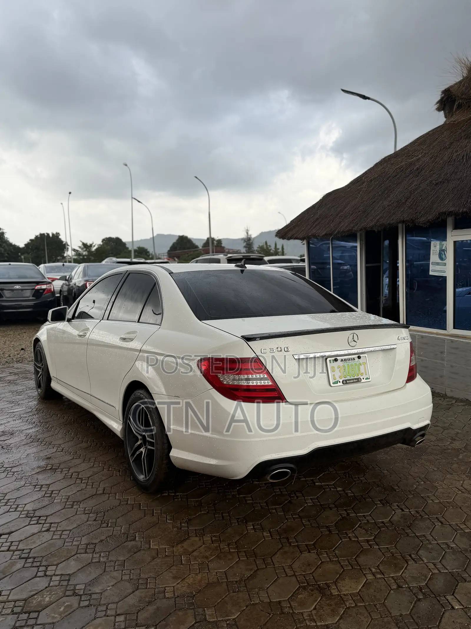 Mercedes-Benz C350 C 350 4MATIC AWD 2012 Red