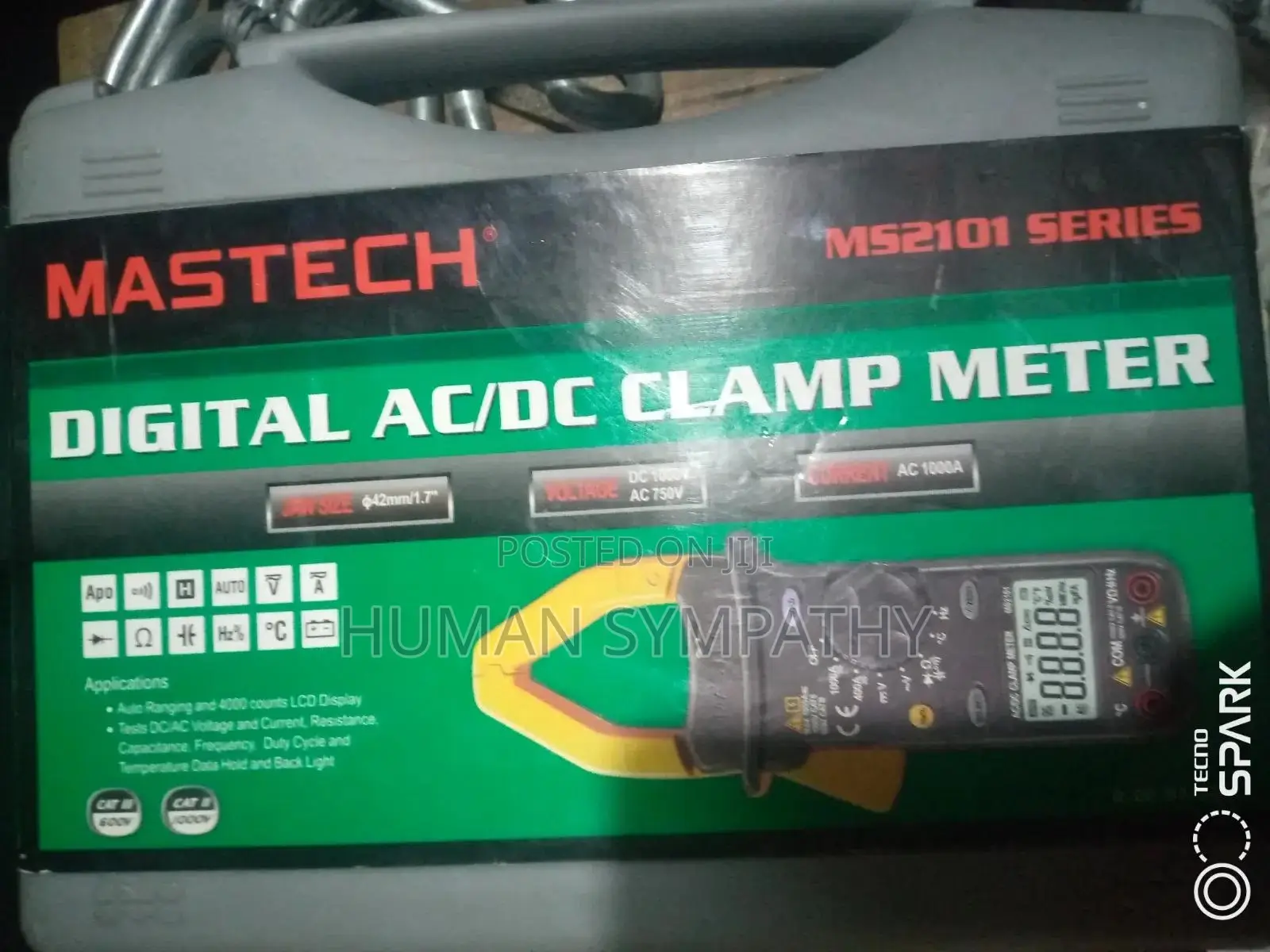 Digital AC/DC Clamp Meter