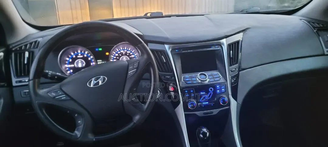 Hyundai Sonata Limited Sedan FWD (2.4L 4cyl 6A) 2013 Black