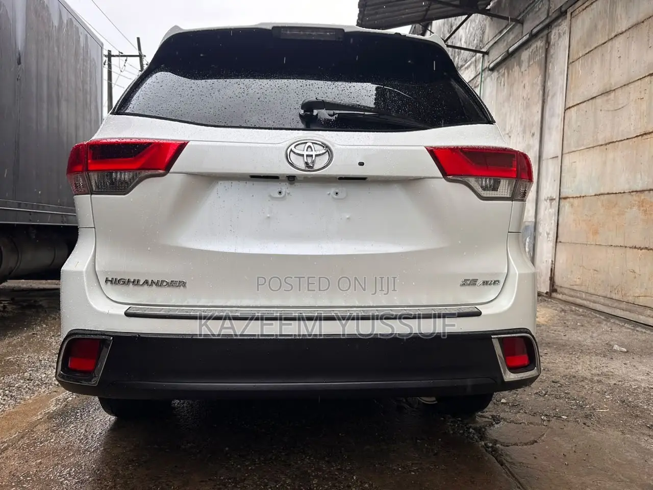 Toyota Highlander SE 4x4 V6 (3.5L 6cyl 8A) 2017 White